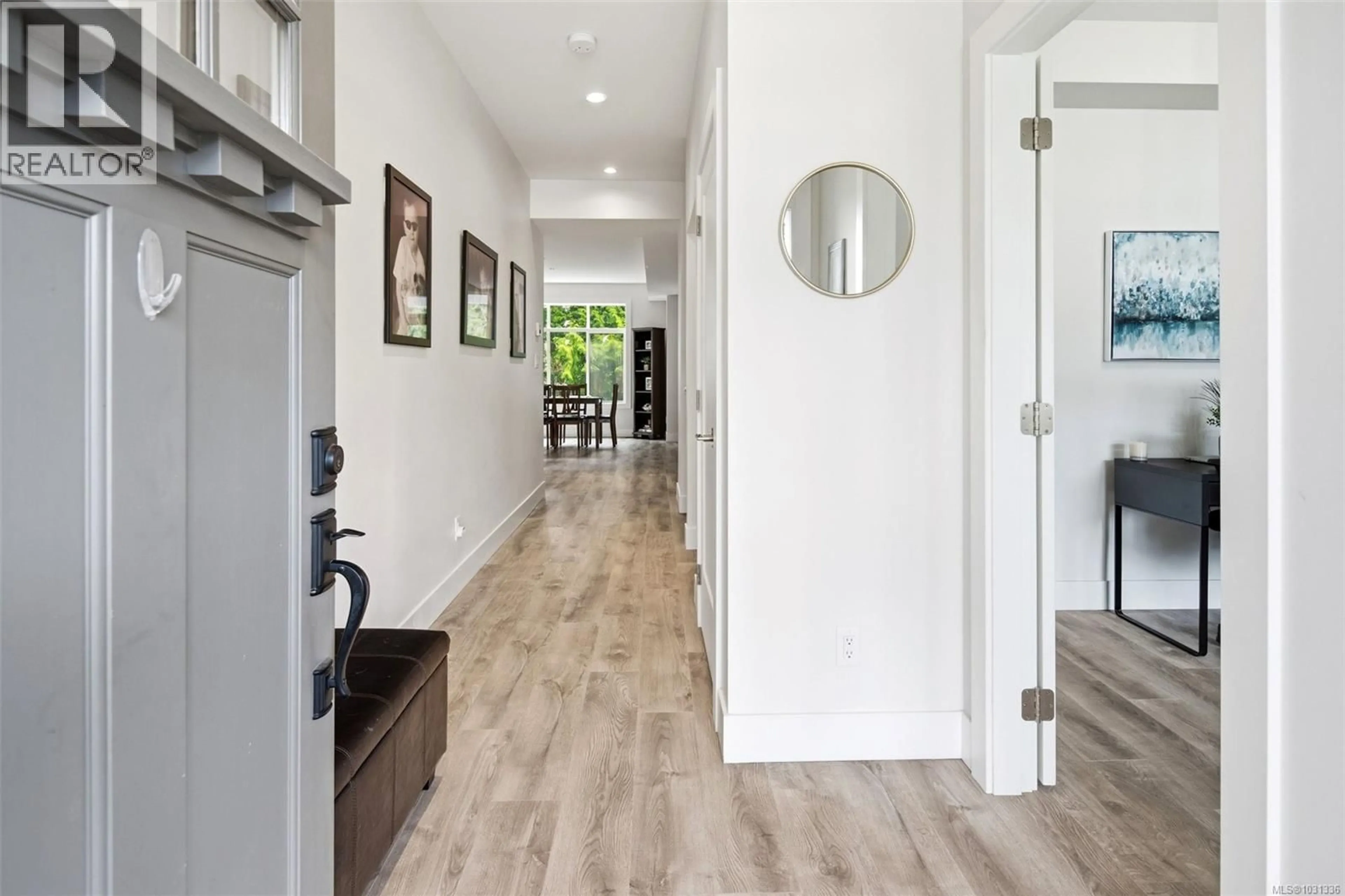 Indoor entryway for 3520 PAPERBARK CRESCENT, Langford British Columbia V9C0L5