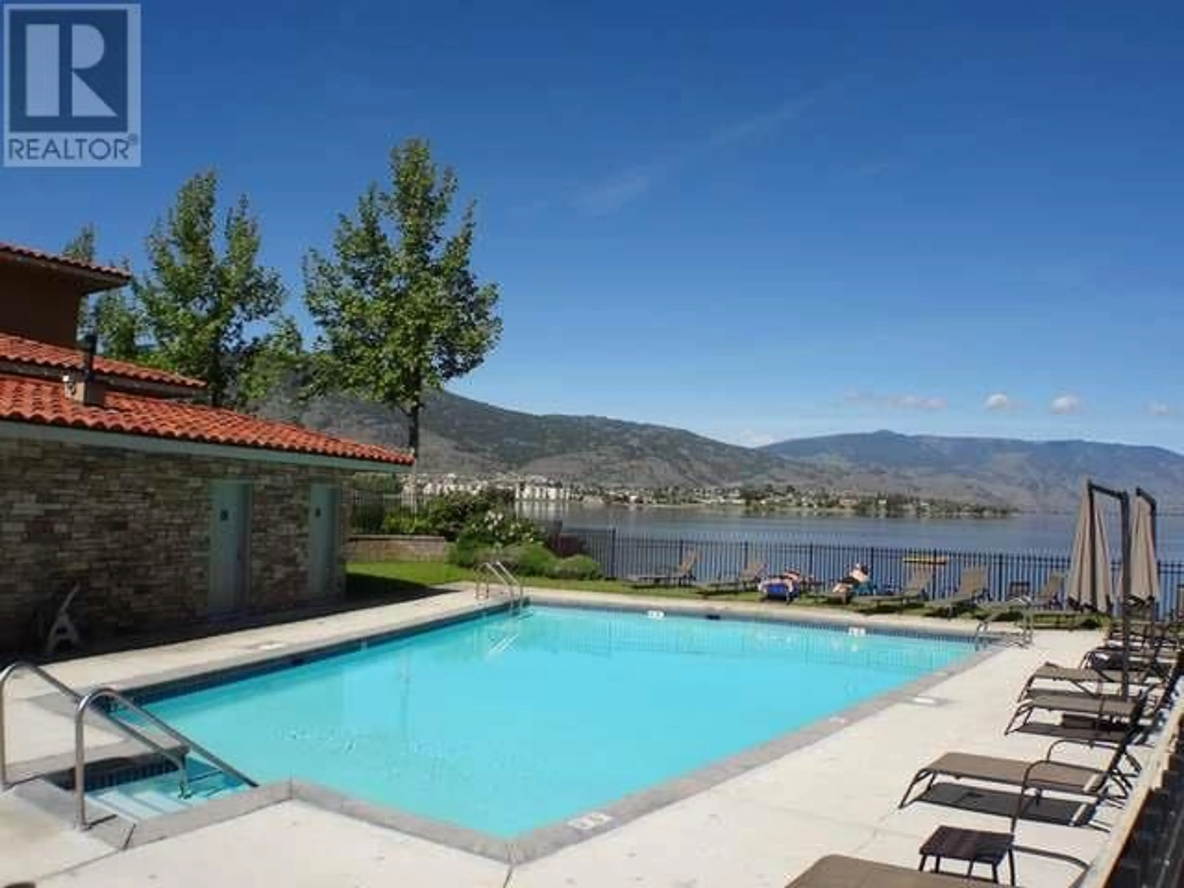 Indoor or outdoor pool for 7200 COTTONWOOD Drive Unit# 45, Osoyoos British Columbia V0H1V3
