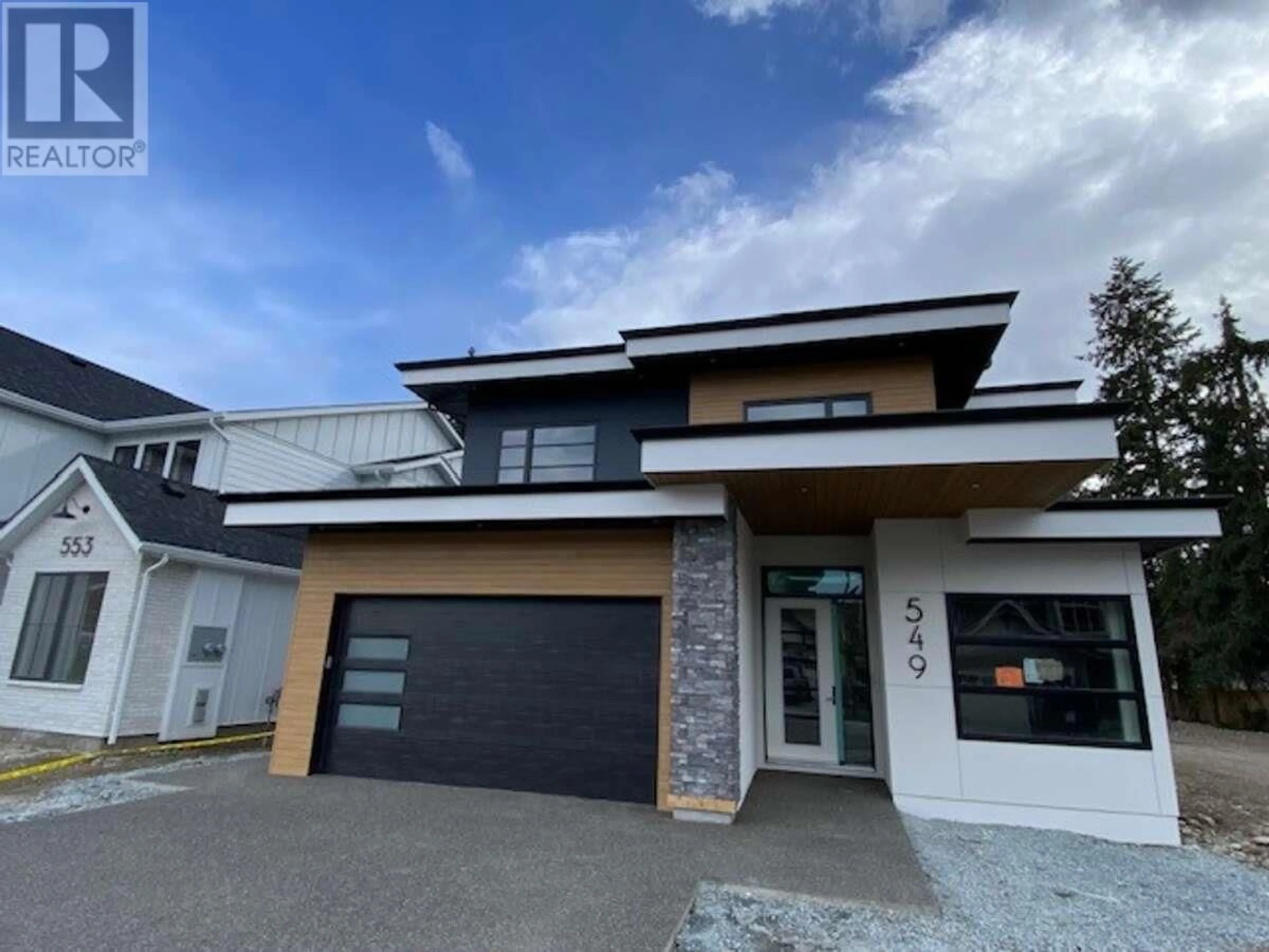Frontside or backside of a home for 549 Knowles Road, Kelowna British Columbia V1W1H4