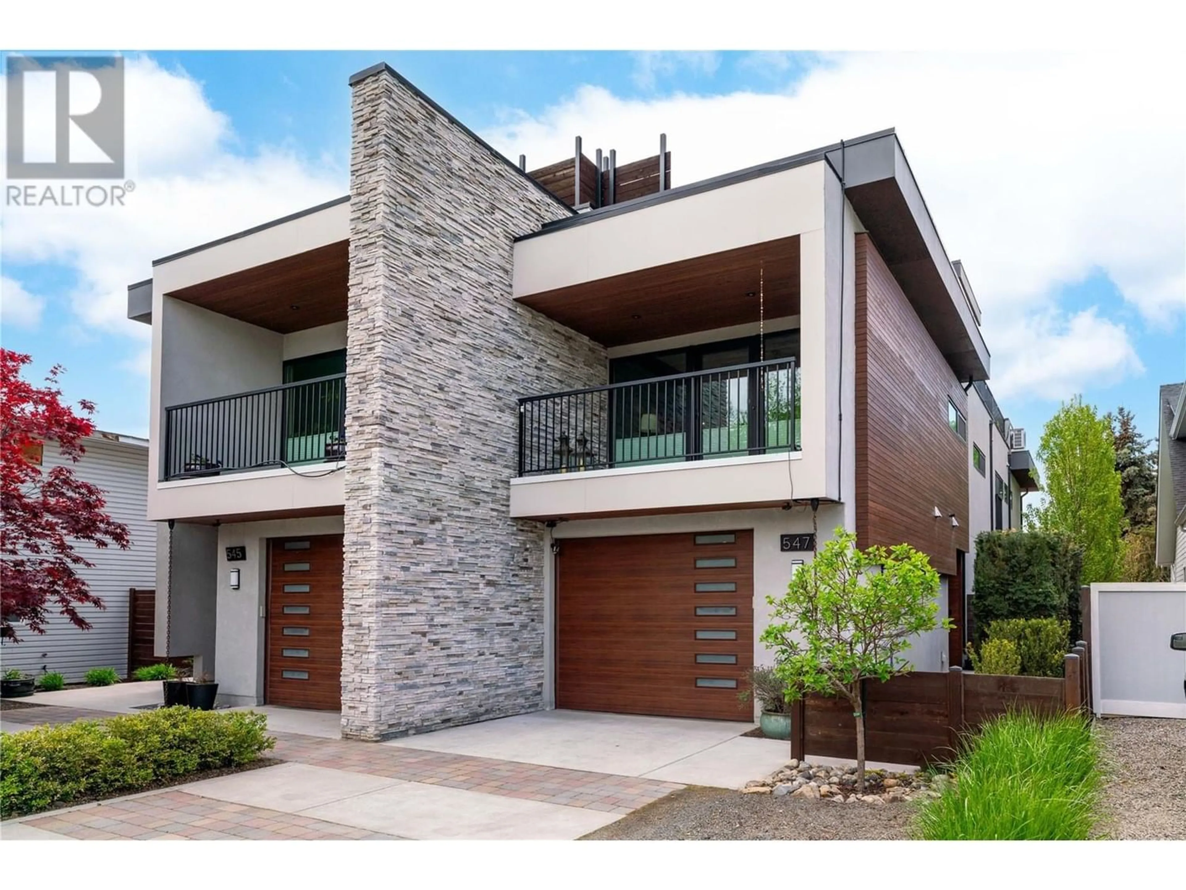 Home with brick exterior material for 547 Radant Road, Kelowna British Columbia V1W1E7