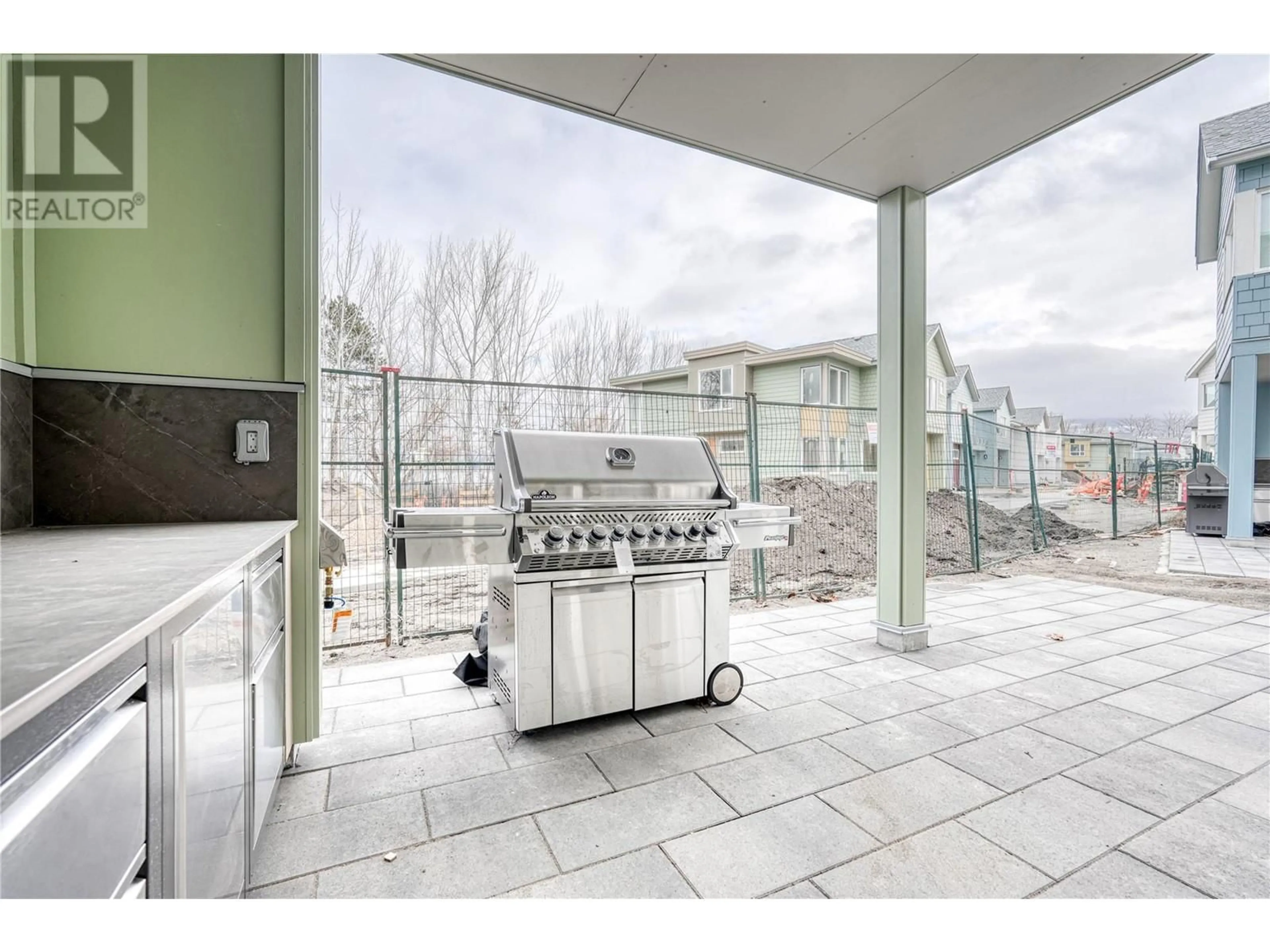 Patio for 3160 Landry Crescent, Summerland British Columbia V0H1Z9