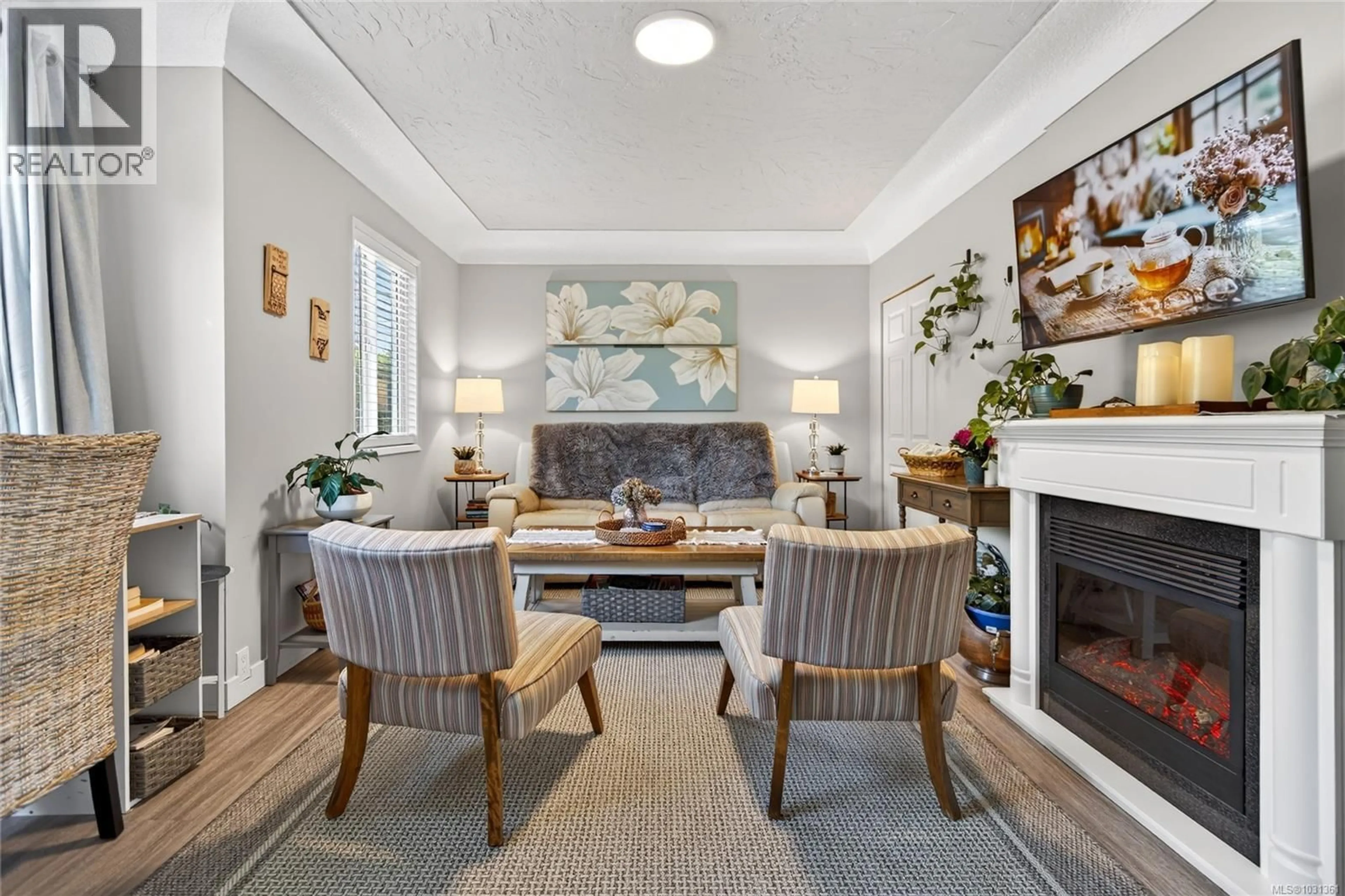 Living room with furniture, unknown for 1767 PIERCY AVENUE, Courtenay British Columbia V9N3G2