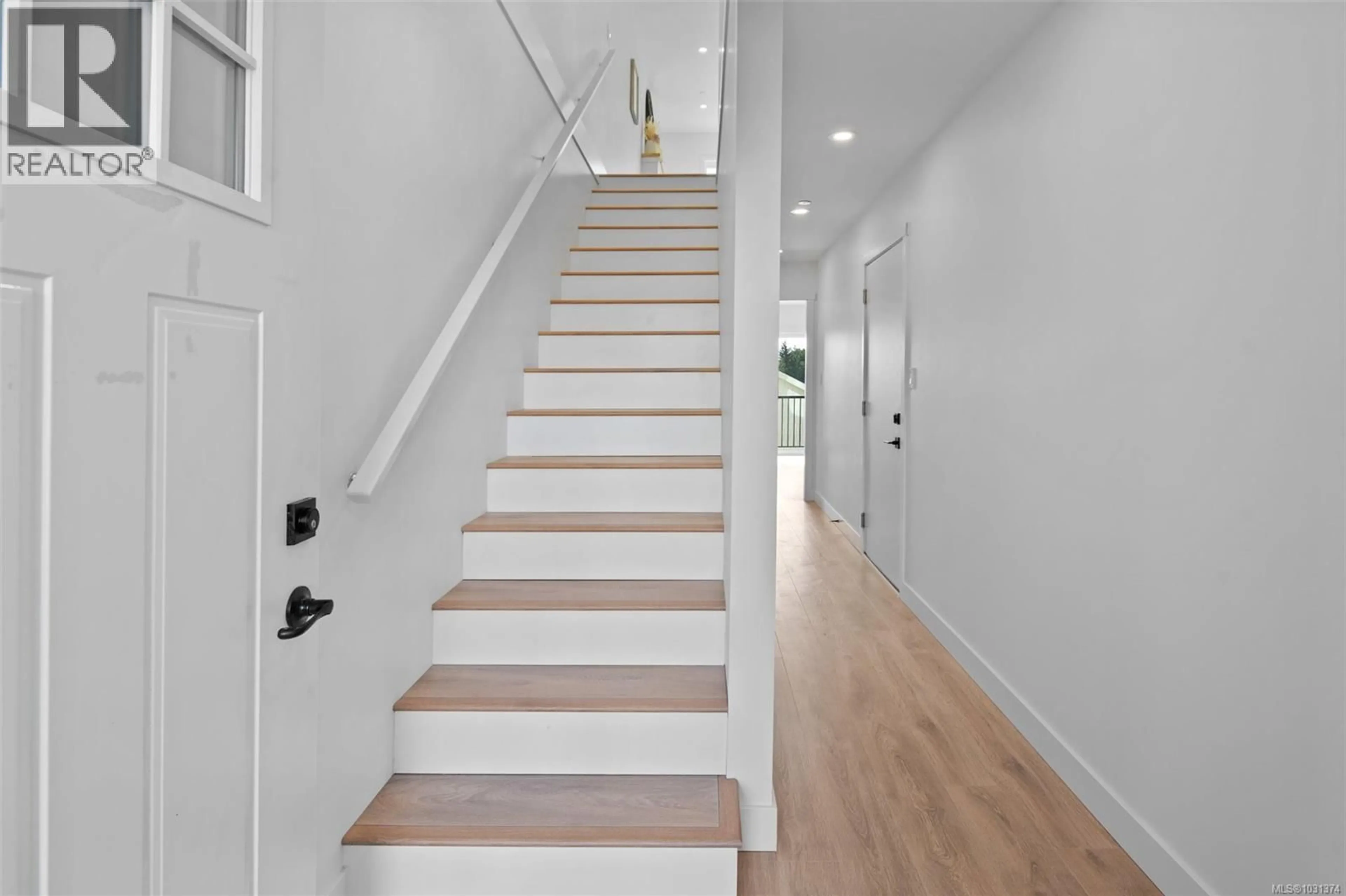 Stairs for B - 2032 STONE HEARTH LANE, Sooke British Columbia V9Z1L3