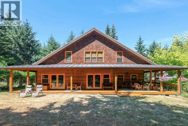 1645 LEA SMITH ROAD, Hornby Island 2