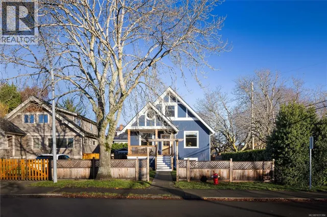 2194 CENTRAL AVENUE, Oak Bay 2