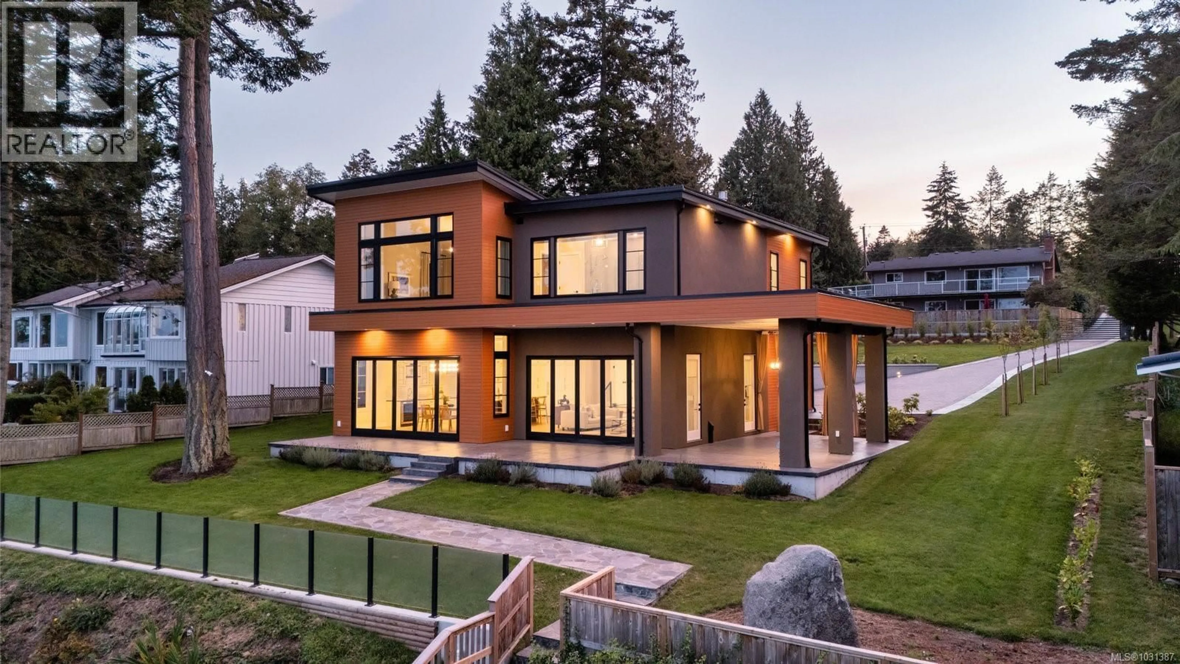 Home with brick exterior material, unknown for 8213 LOCHSIDE DRIVE, Central Saanich British Columbia V8M1T9