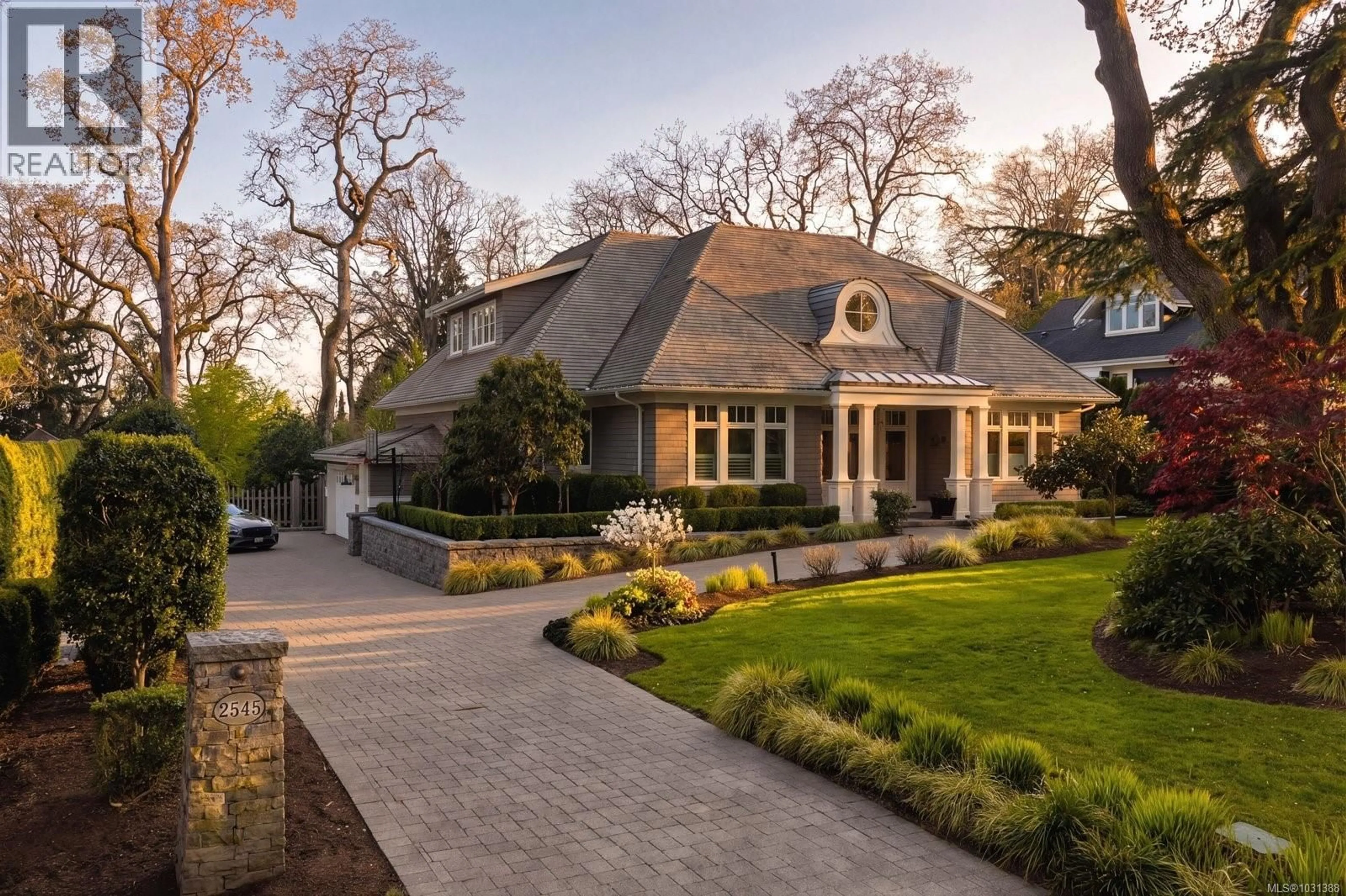 Home with brick exterior material, street for 2545 LANSDOWNE ROAD, Oak Bay British Columbia V8R3P2