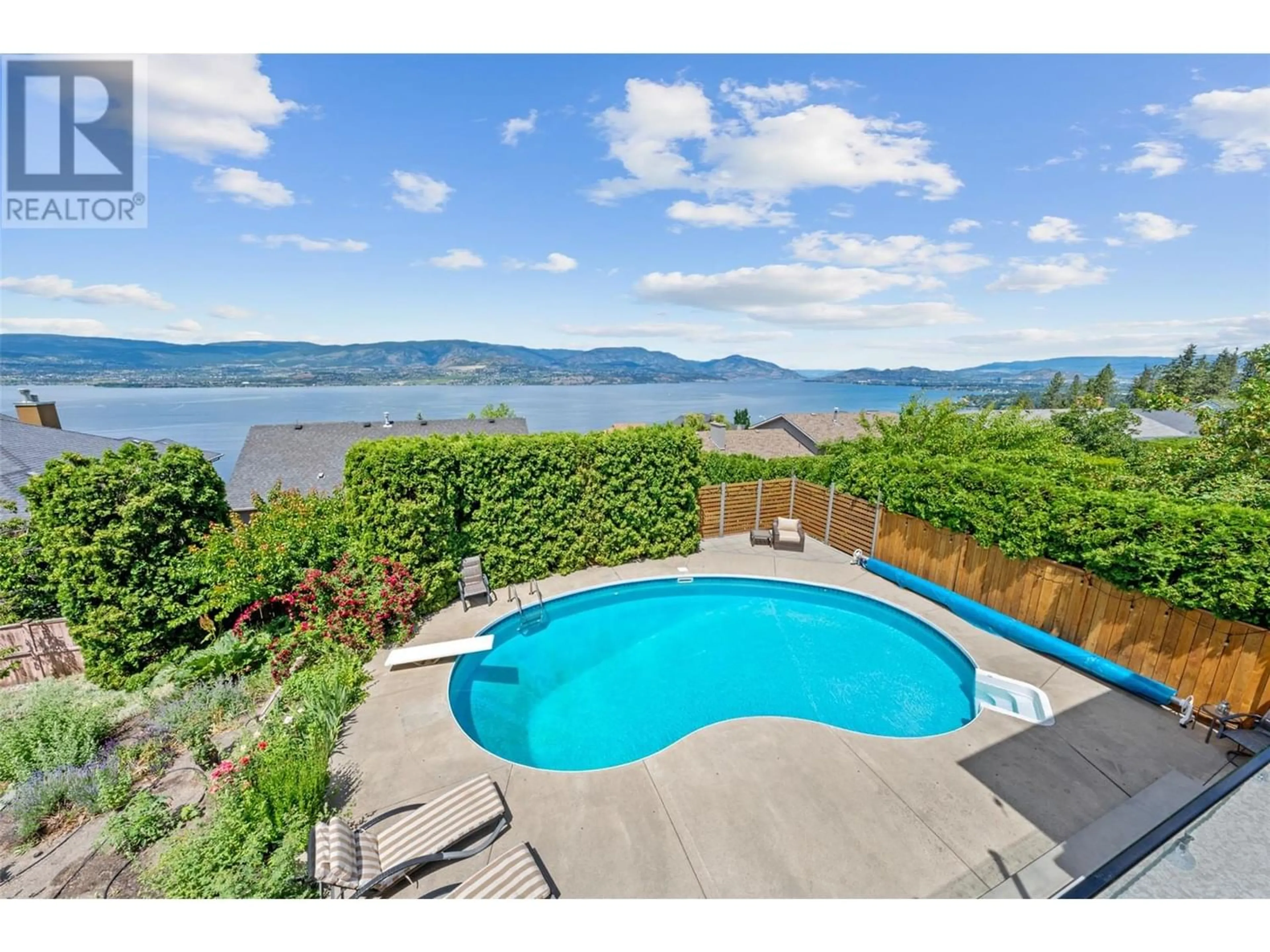 Indoor or outdoor pool for 447 Curlew Drive, Kelowna British Columbia V1W4L2