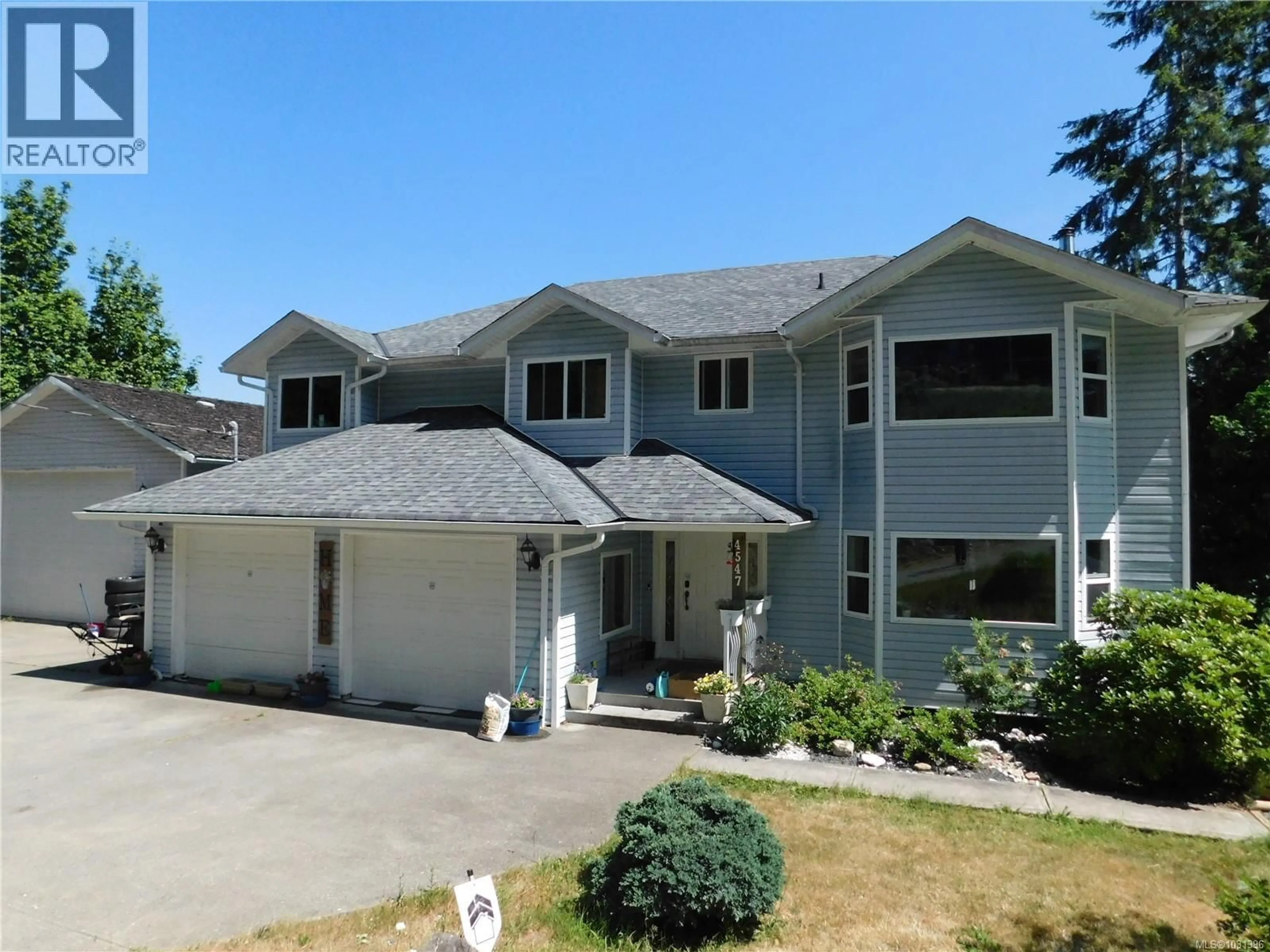 Home with vinyl exterior material, street for 4547 WELLINGTON AVENUE, Port Alberni British Columbia V9Y7L4