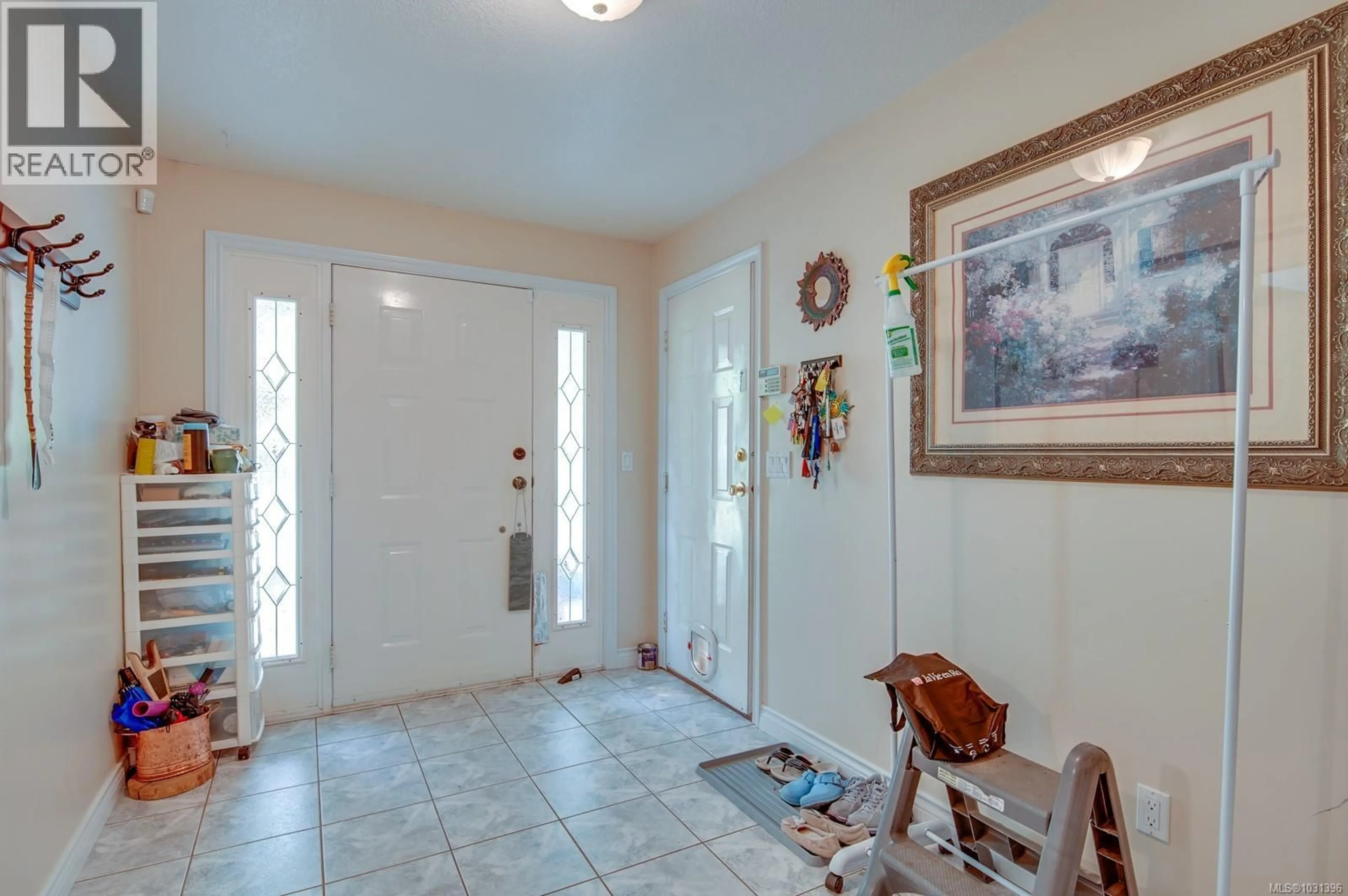 Indoor entryway for 4547 WELLINGTON AVENUE, Port Alberni British Columbia V9Y7L4