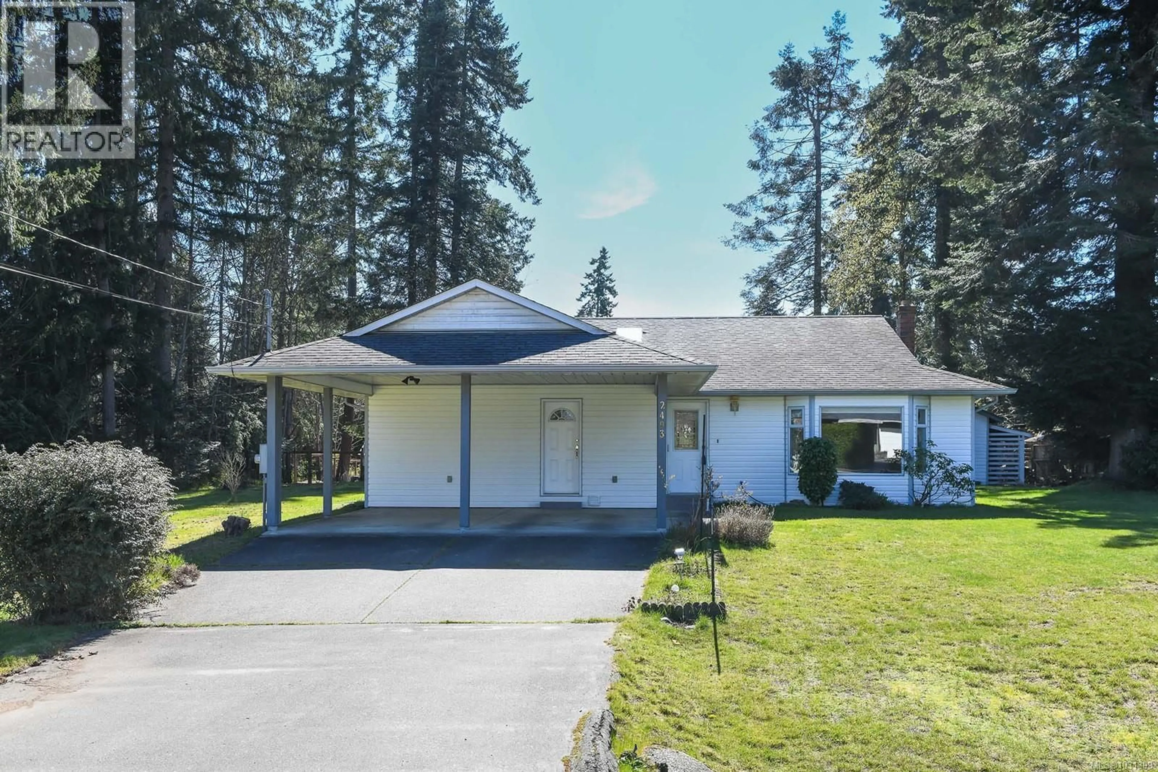 Home with vinyl exterior material, street for 2493 WILLOWBROOK COURT, Courtenay British Columbia V9N9M8