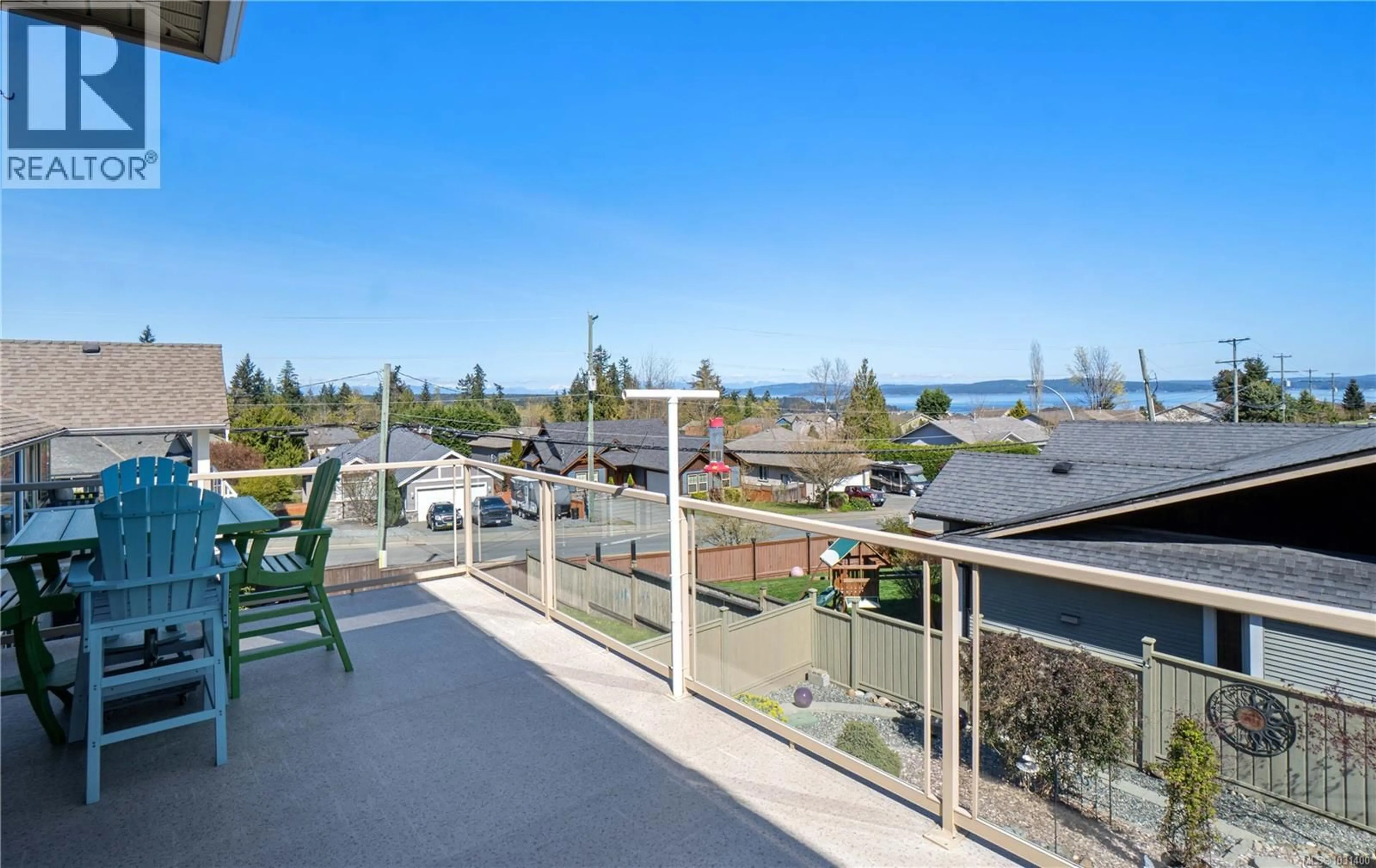 Patio, water/lake/river/ocean view for 505 HALL ROAD, Ladysmith British Columbia V9G1V9