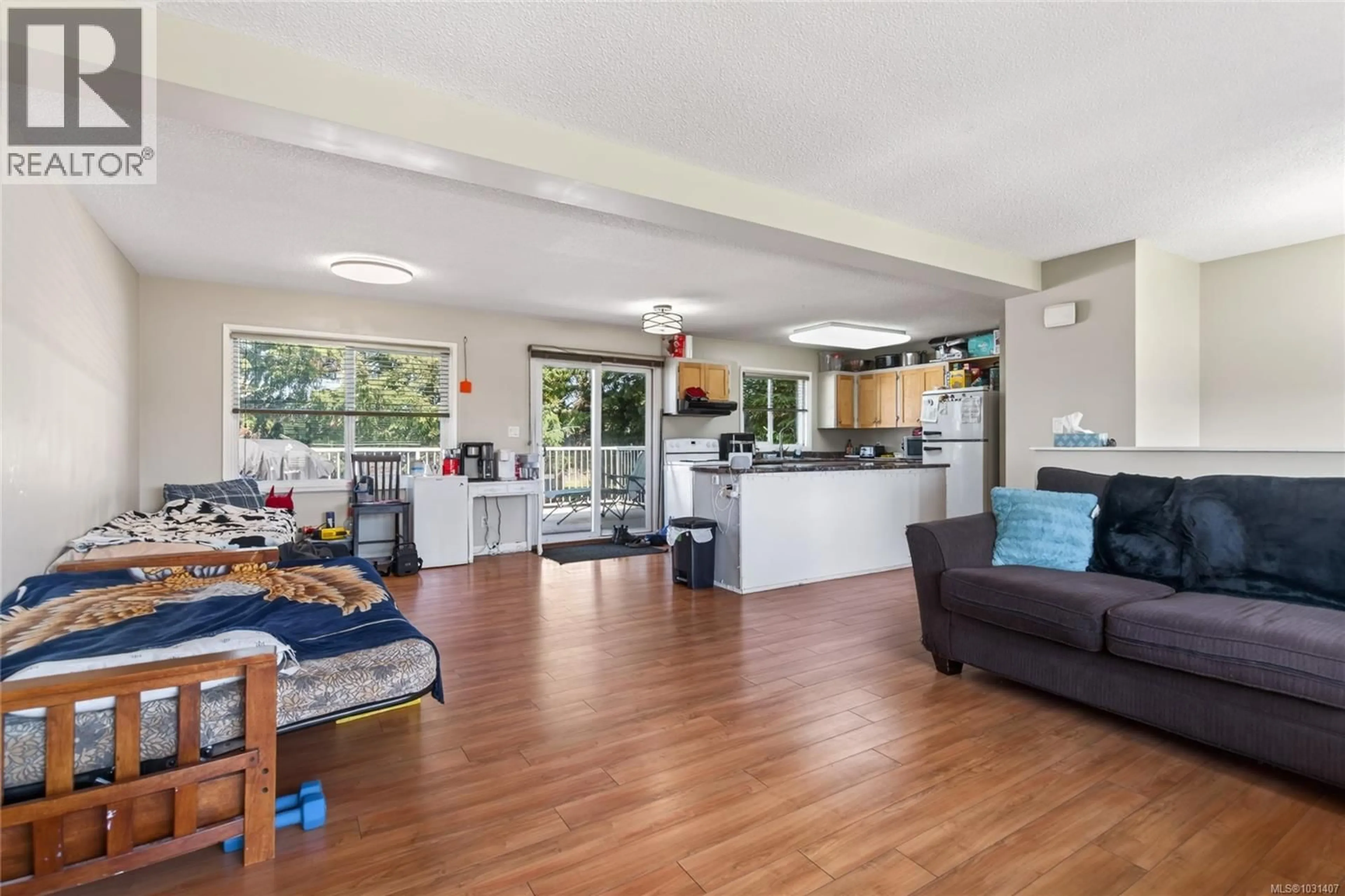 Open concept kitchen, unknown for 680 ALPINE ROAD, Campbell River British Columbia V9W3X7