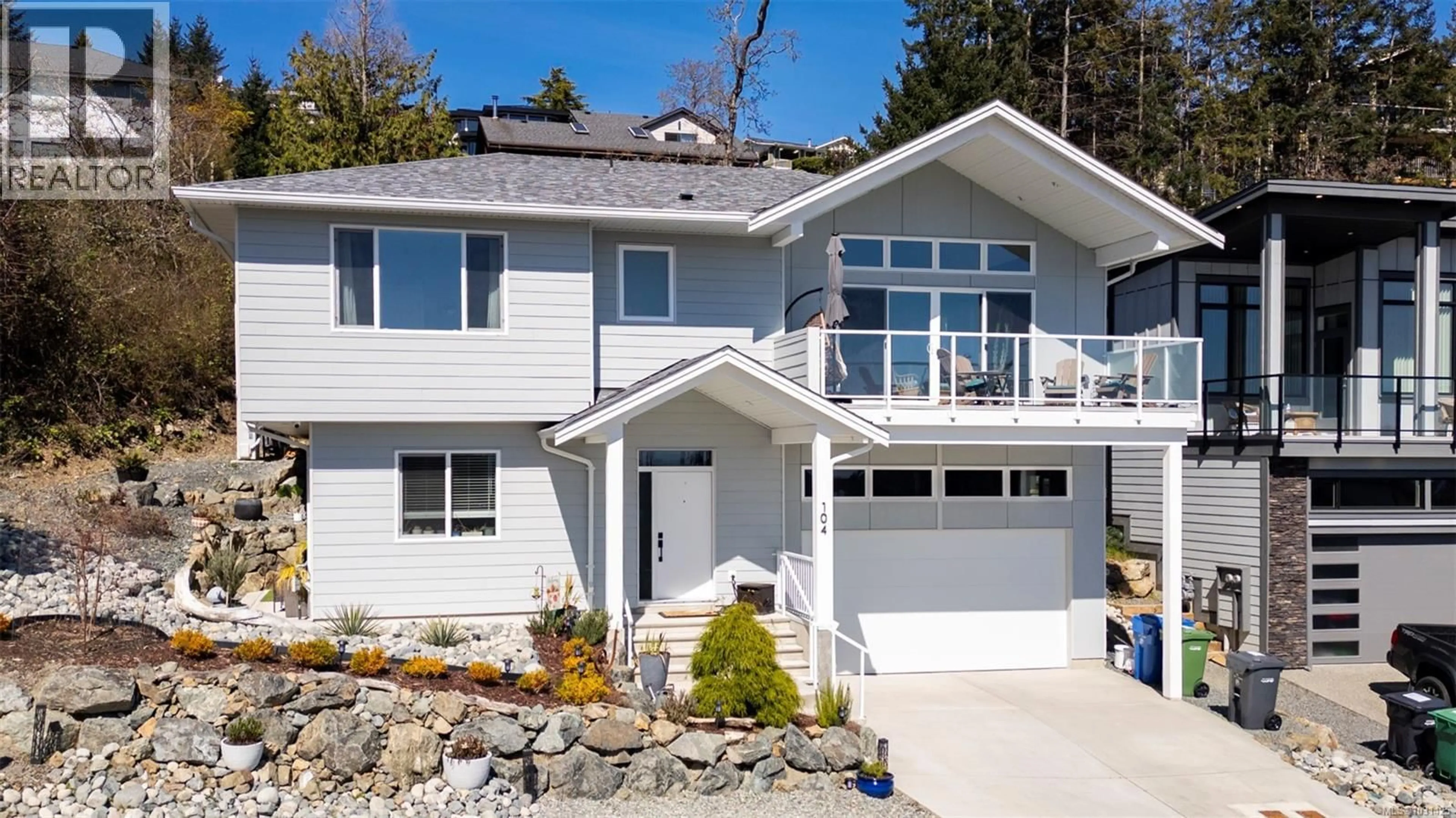 Home with vinyl exterior material, unknown for 104 GOLDEN VIEW DRIVE, Nanaimo British Columbia V9T0K8