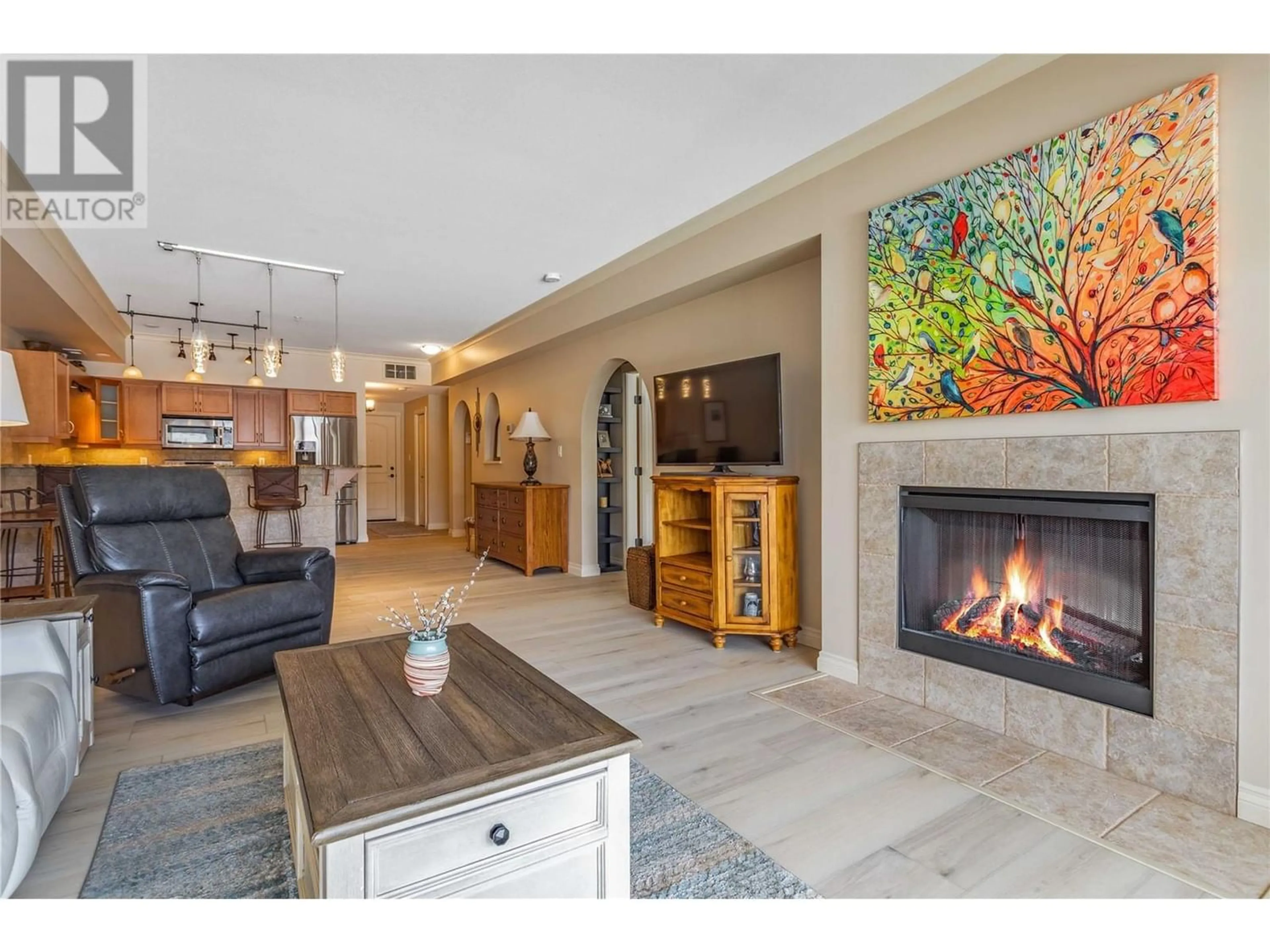 Living room for 7922 Okanagan Landing Road Unit# 404 Lot, Vernon British Columbia V1H1H1