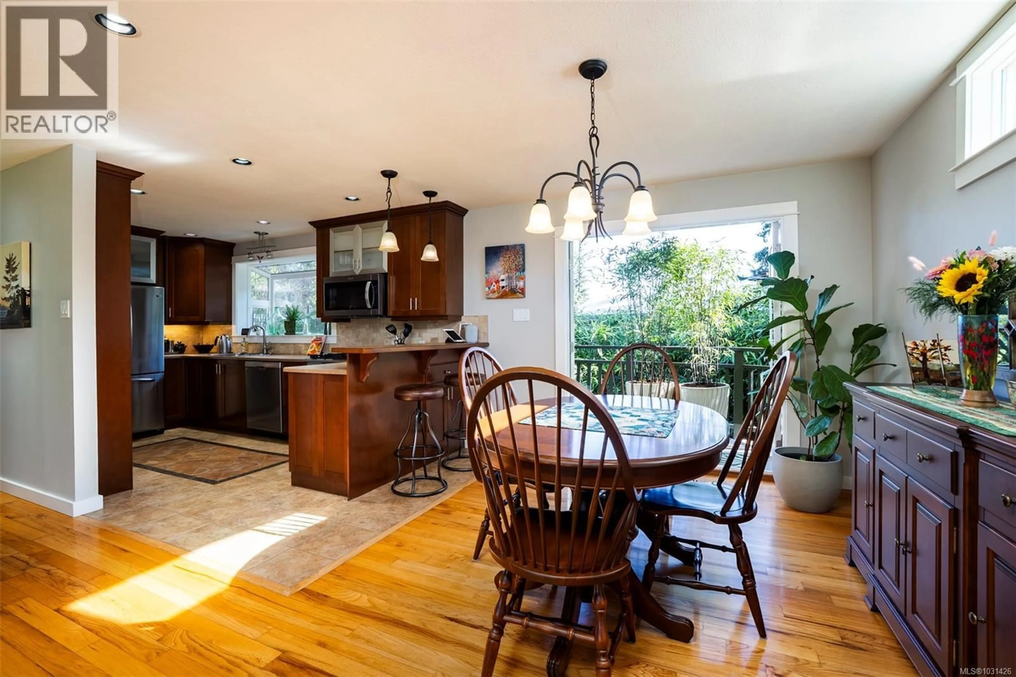 Open concept kitchen, unknown for 2370 MARLBOROUGH DRIVE, Nanaimo British Columbia V9S3J4