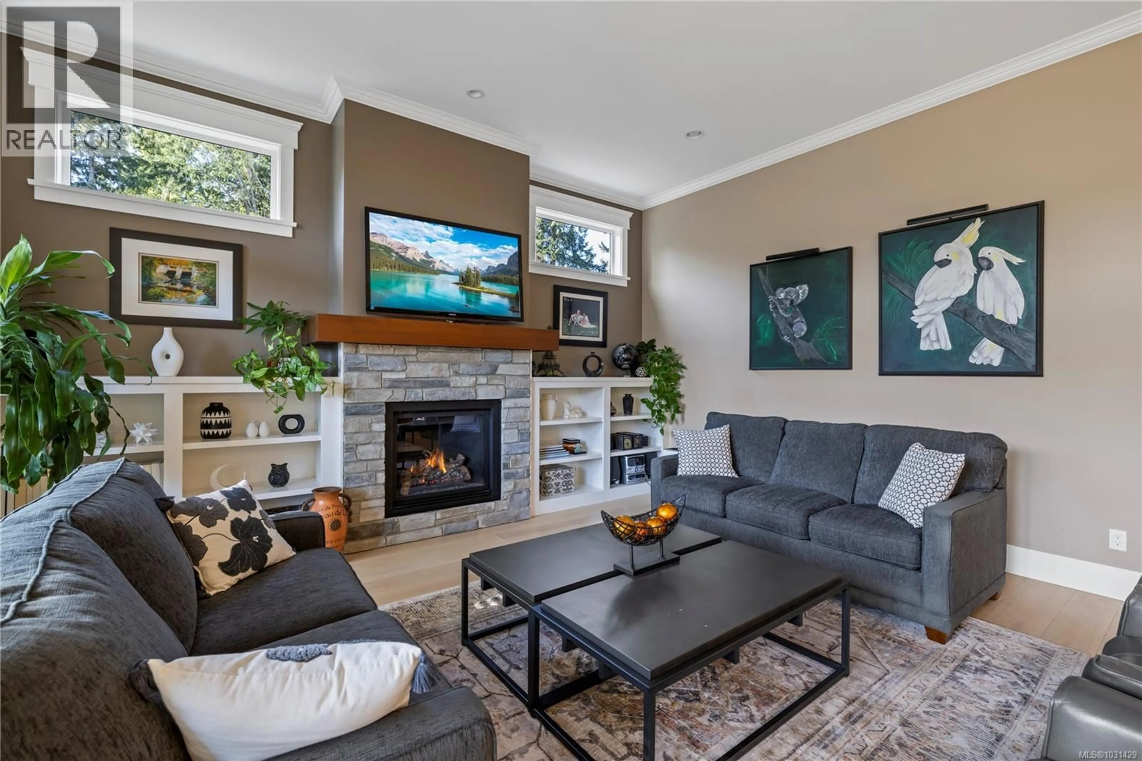 Living room with furniture, unknown for 651 EAGLECREST DRIVE, Qualicum Beach British Columbia V9K1E4