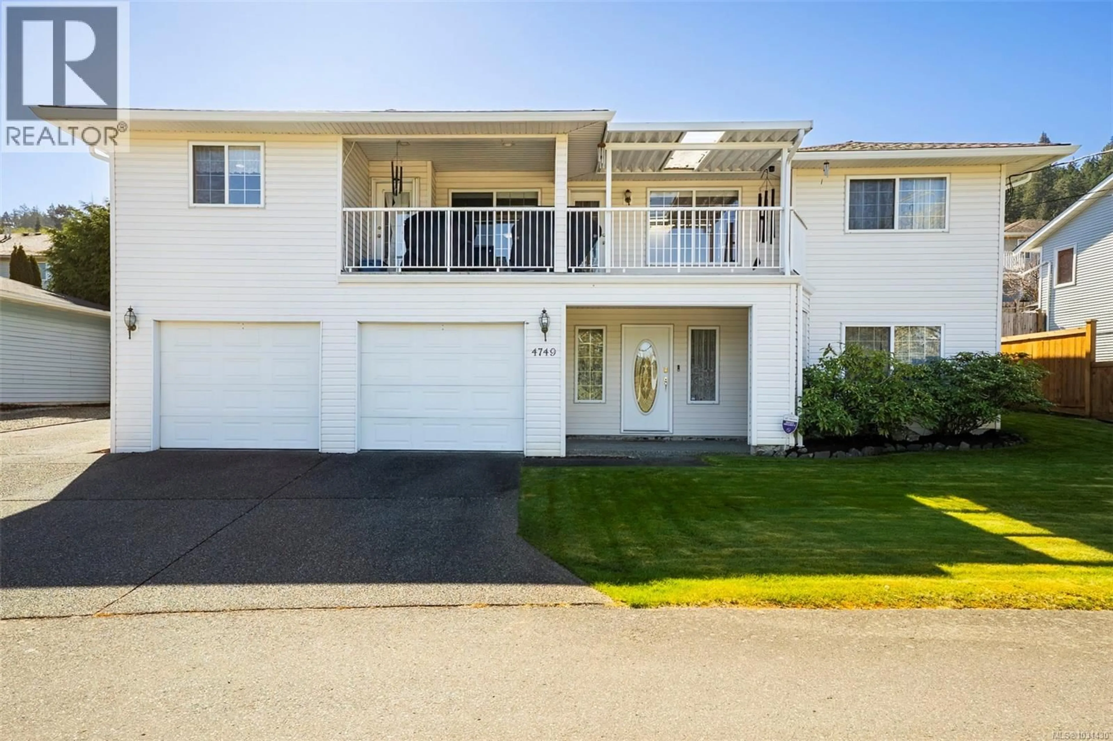 Home with vinyl exterior material, street for 4749 HAMMOND BAY ROAD, Nanaimo British Columbia V9T5A9