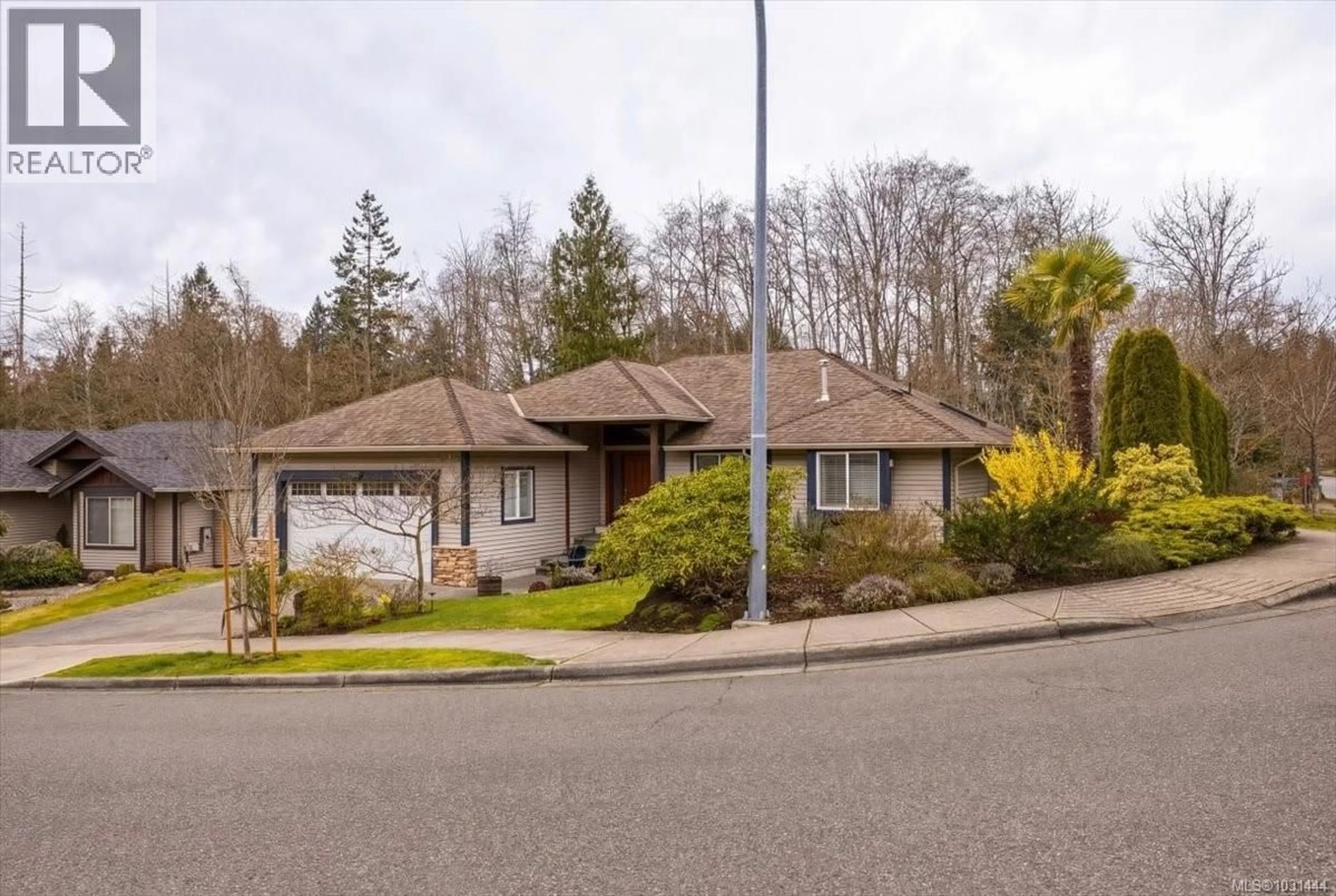 Home with brick exterior material, street for 3209 WILLOWMERE CRESCENT, Nanaimo British Columbia V9T6R8