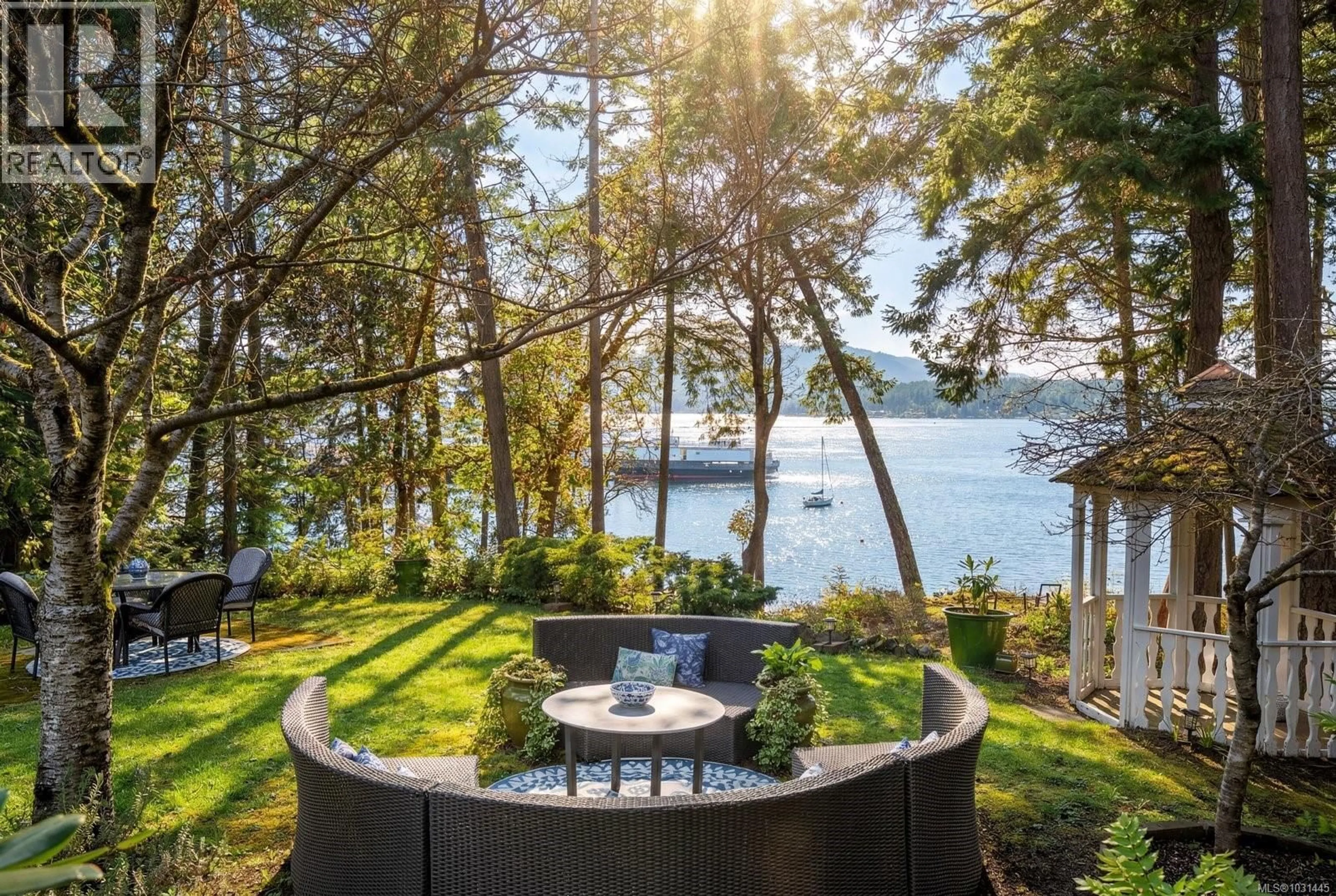 Patio, water/lake/river/ocean view for 2320 DOLPHIN ROAD, North Saanich British Columbia V8L5V2