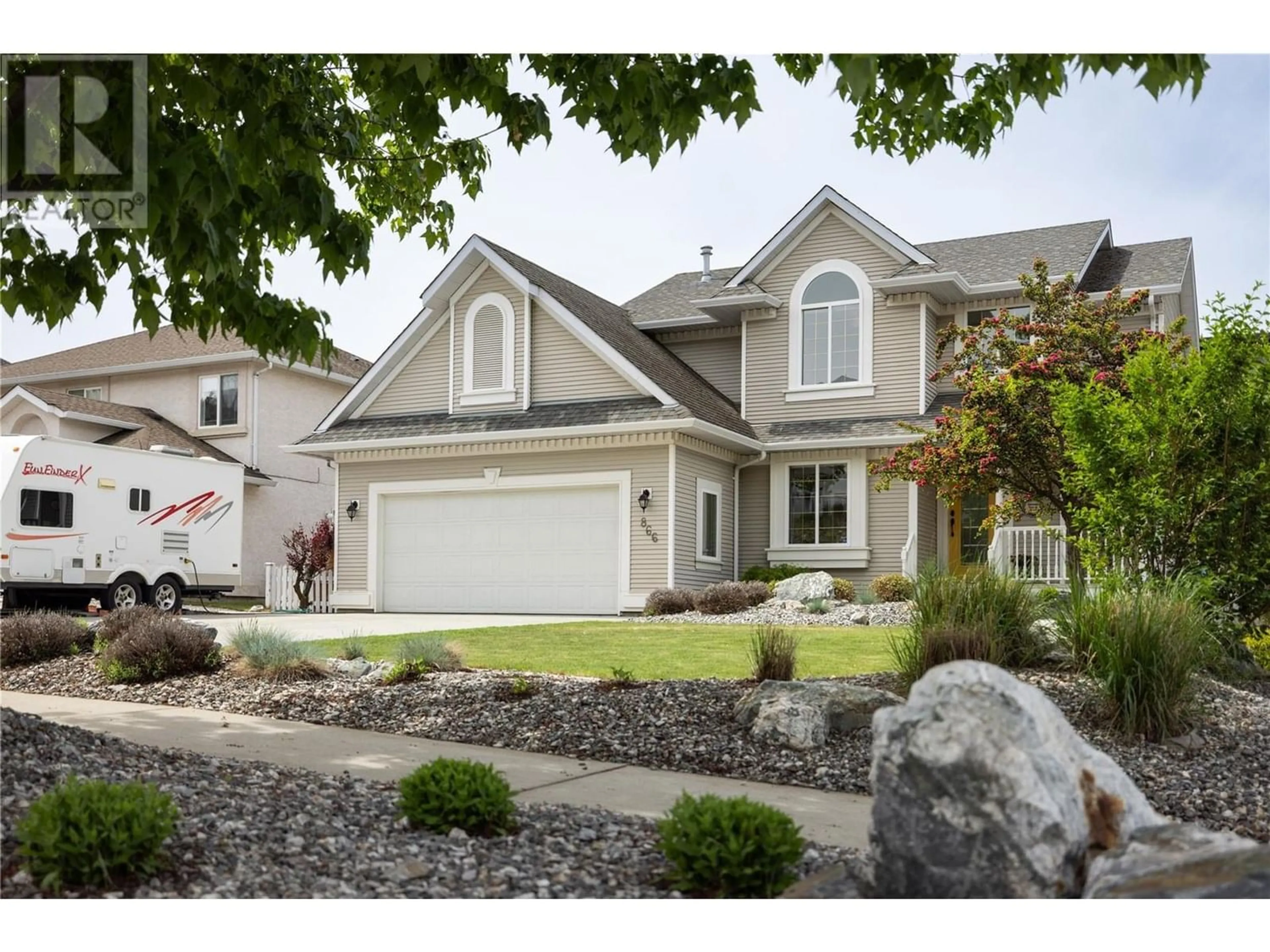 Frontside or backside of a home for 866 Middleton Way, Vernon British Columbia V1B3V5