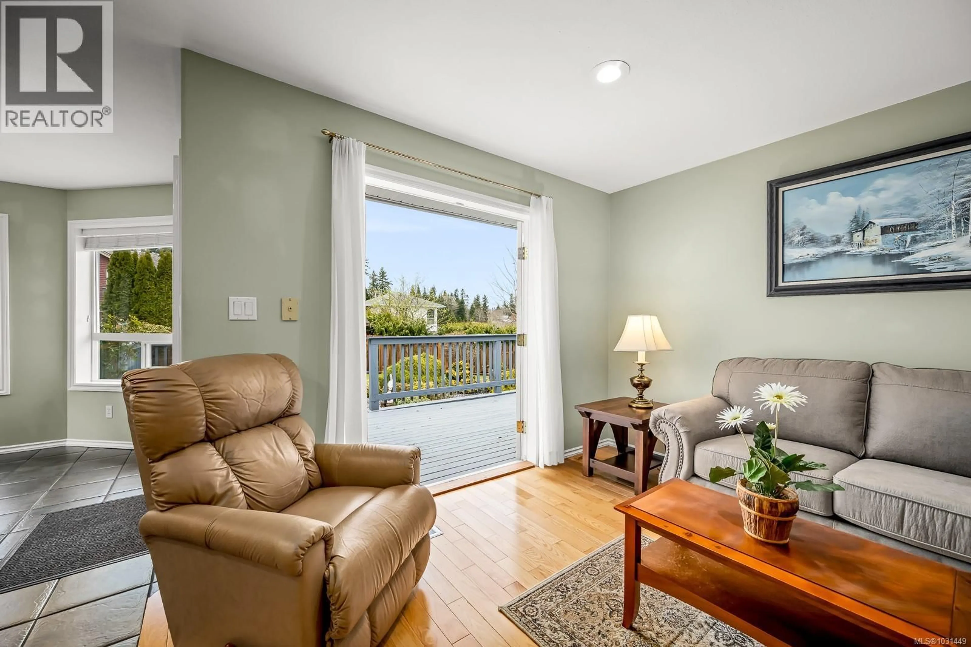 Living room with furniture, unknown for 1741 SWAN CRESCENT, Courtenay British Columbia V9N9A8