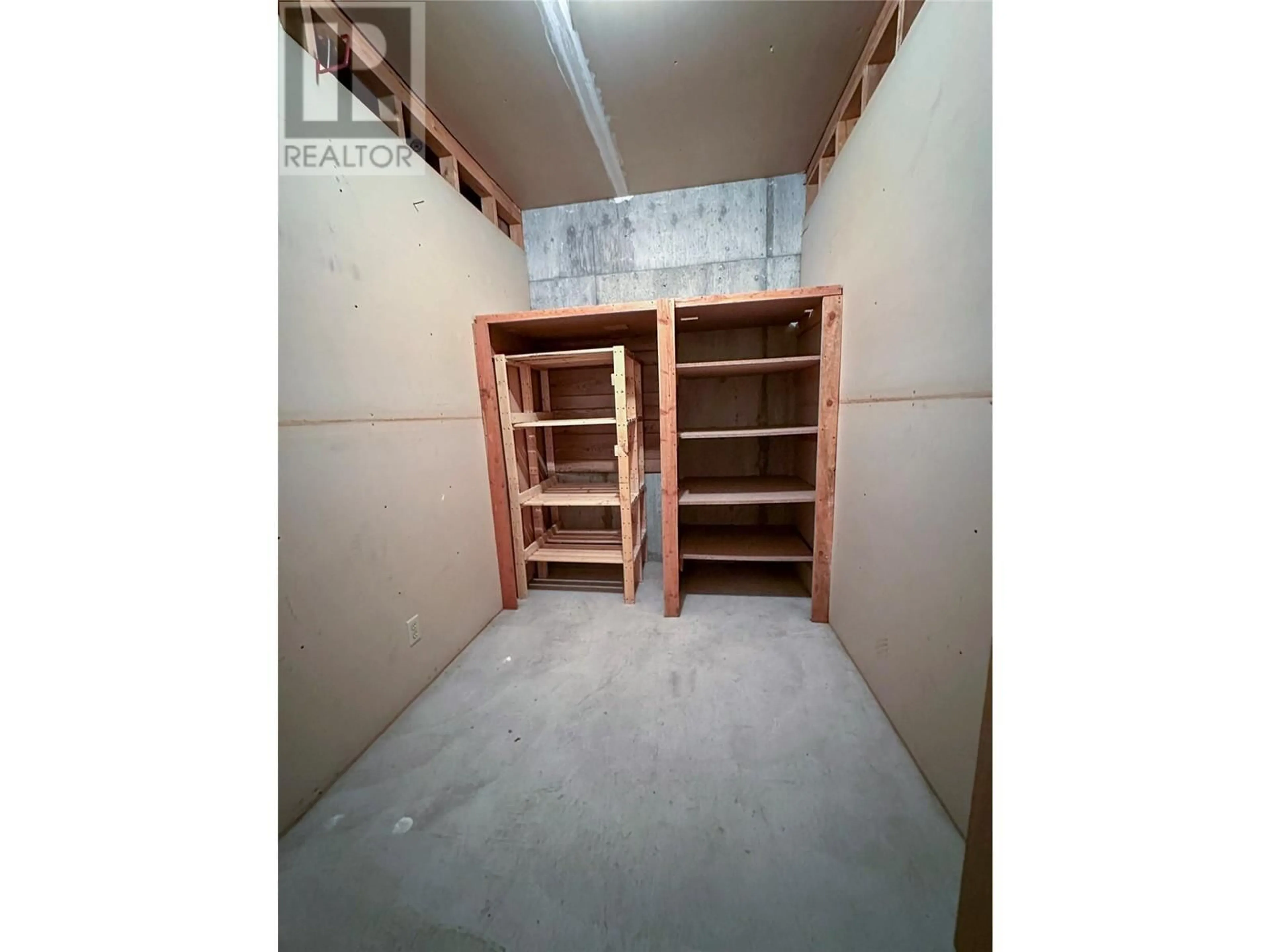 Storage room or clothes room or walk-in closet for 1075 BERNARD Avenue Unit# 312, Kelowna British Columbia V1Y6P7