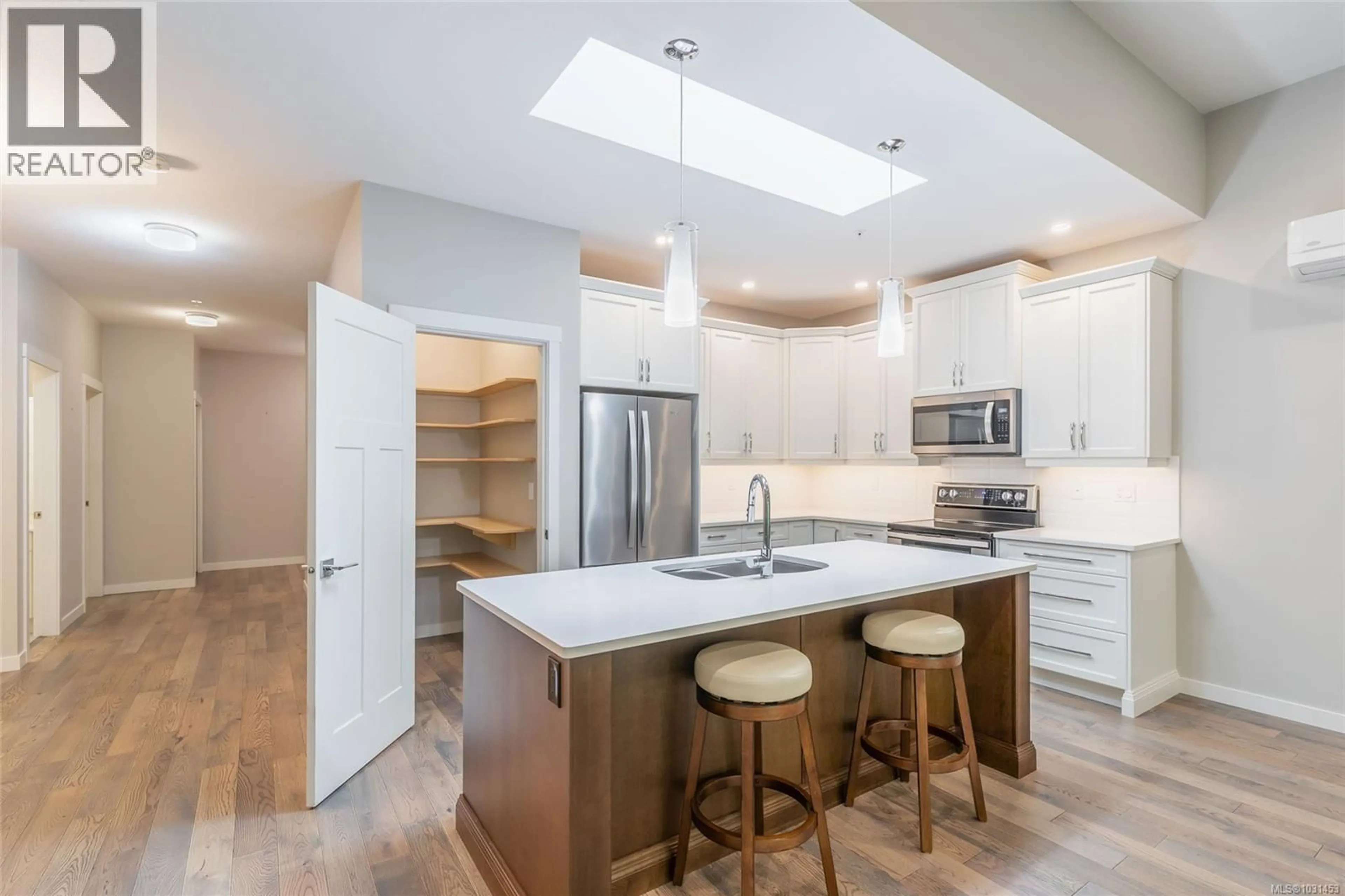 Open concept kitchen, unknown for 4132 EMERALD WOODS PLACE, Nanaimo British Columbia V9T0K6