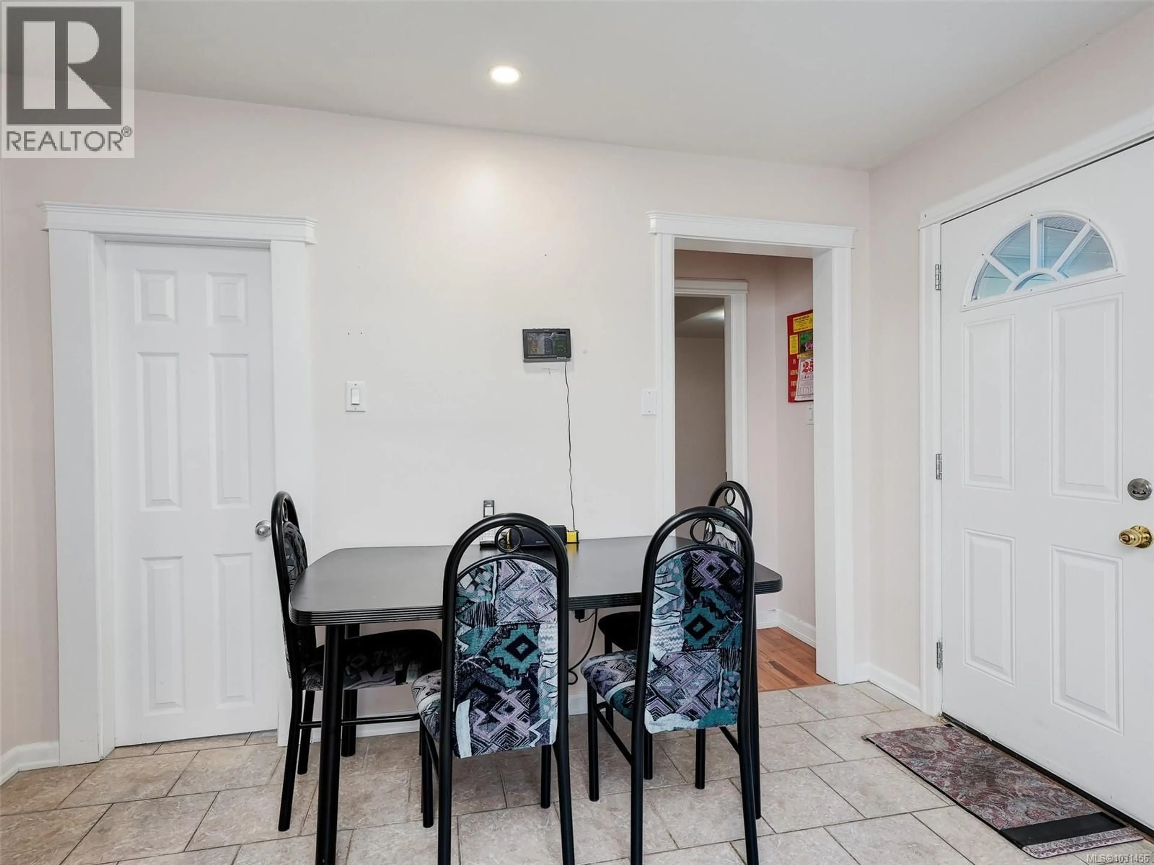 Dining room, unknown for 3260 SEATON STREET, Saanich British Columbia V8Z3V7