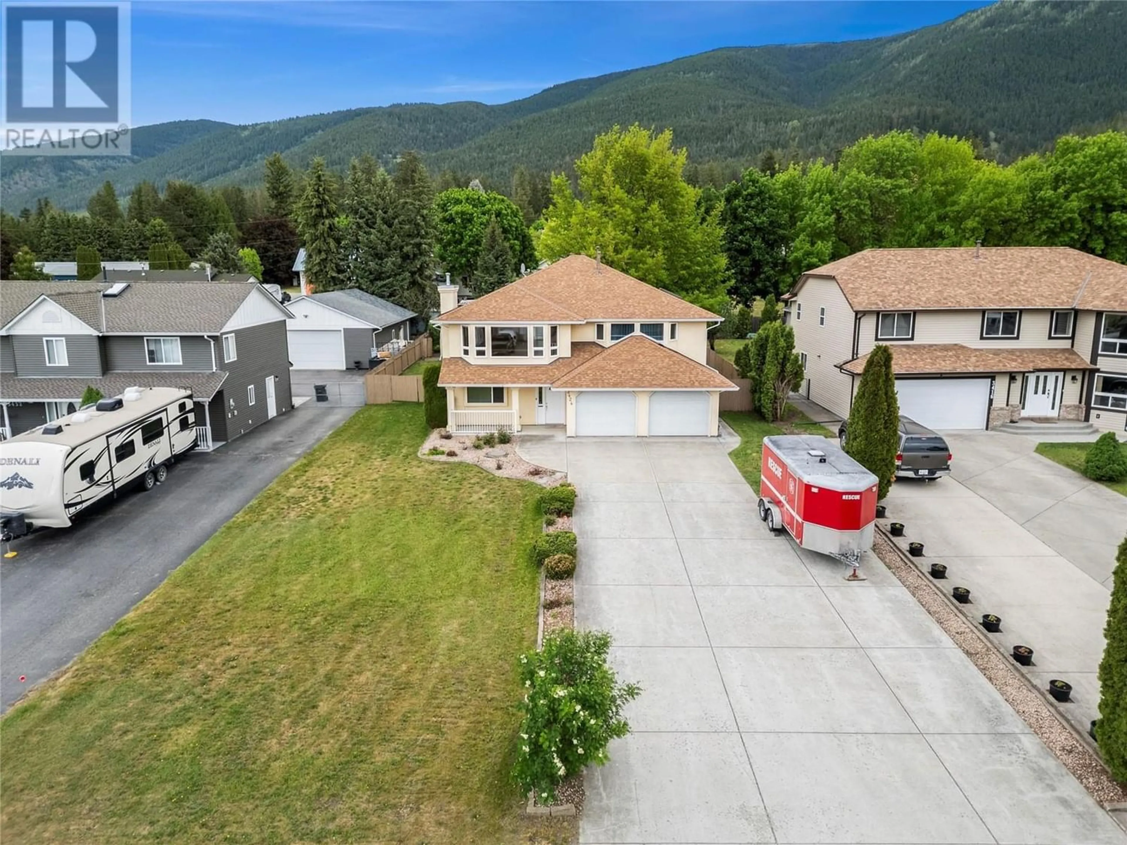 Frontside or backside of a home, the street view for 3424 Springview Place Lot# 22, Armstrong British Columbia V0E1B8