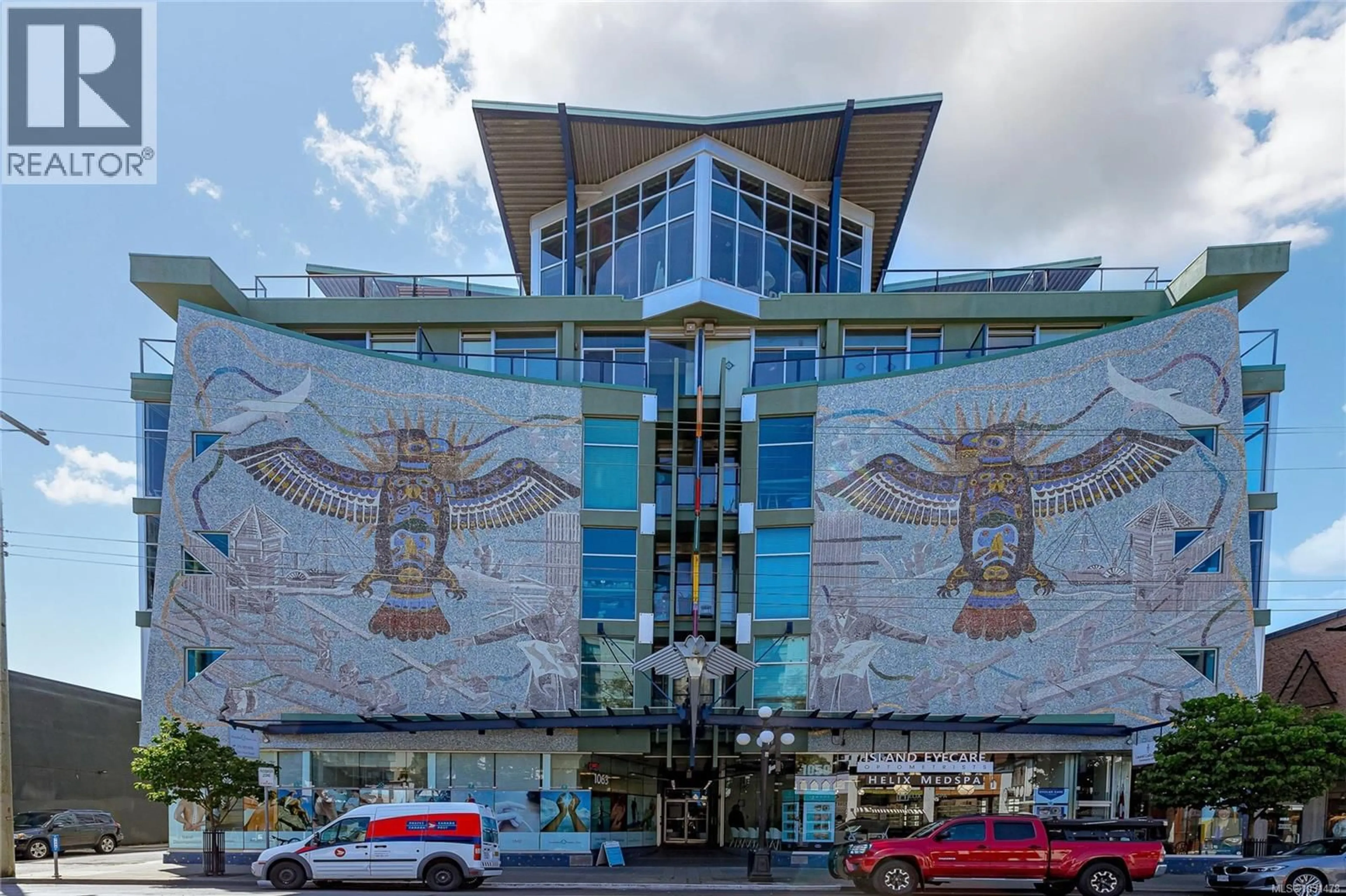 Indoor foyer for 411 - 1061 FORT STREET, Victoria British Columbia V8V5A1