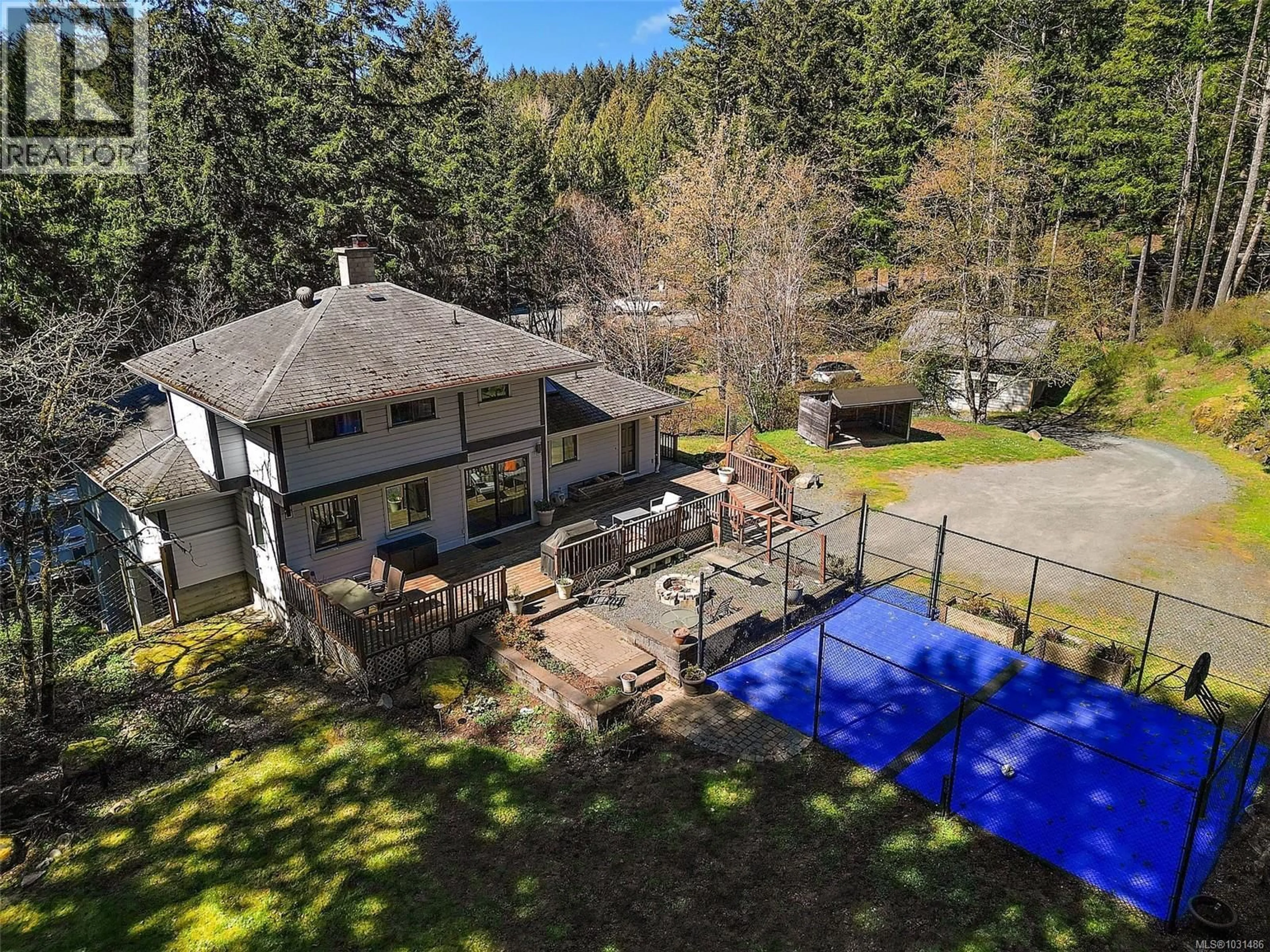 A pic from outside/outdoor area/front of a property/back of a property/a pic from drone, unknown for 1725 MILLSTREAM ROAD, Highlands British Columbia V9B6E7