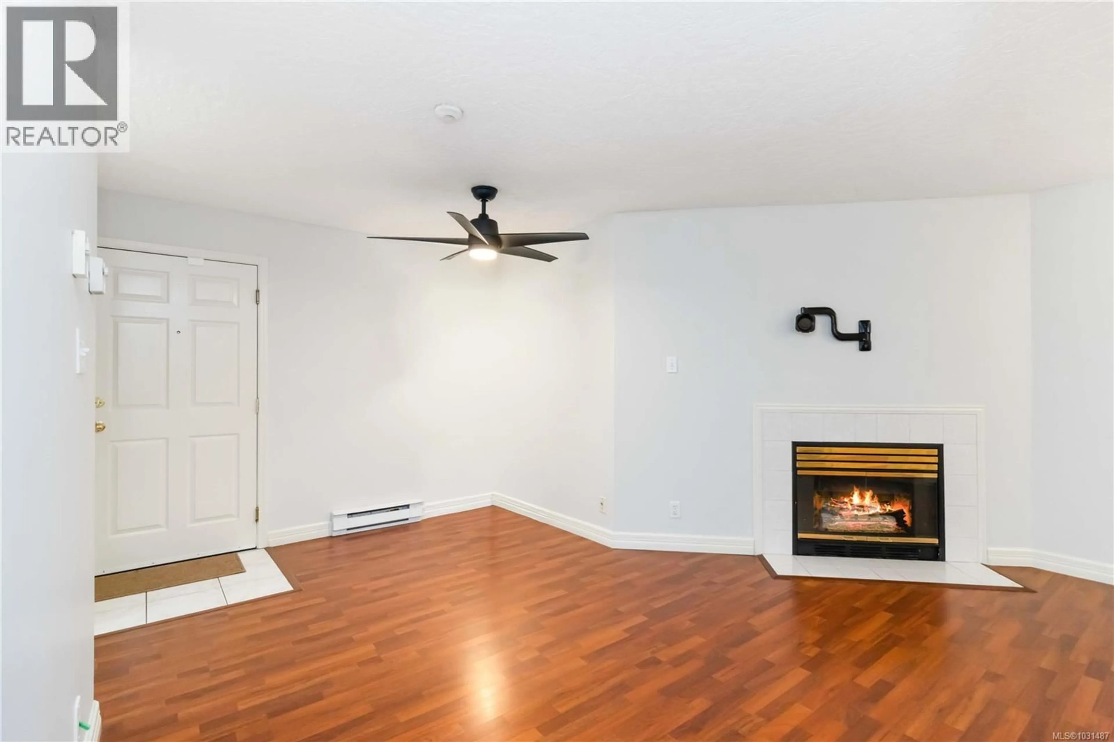 A pic of a room for 101 - 2710 GROSVENOR ROAD, Victoria British Columbia V8T3M9