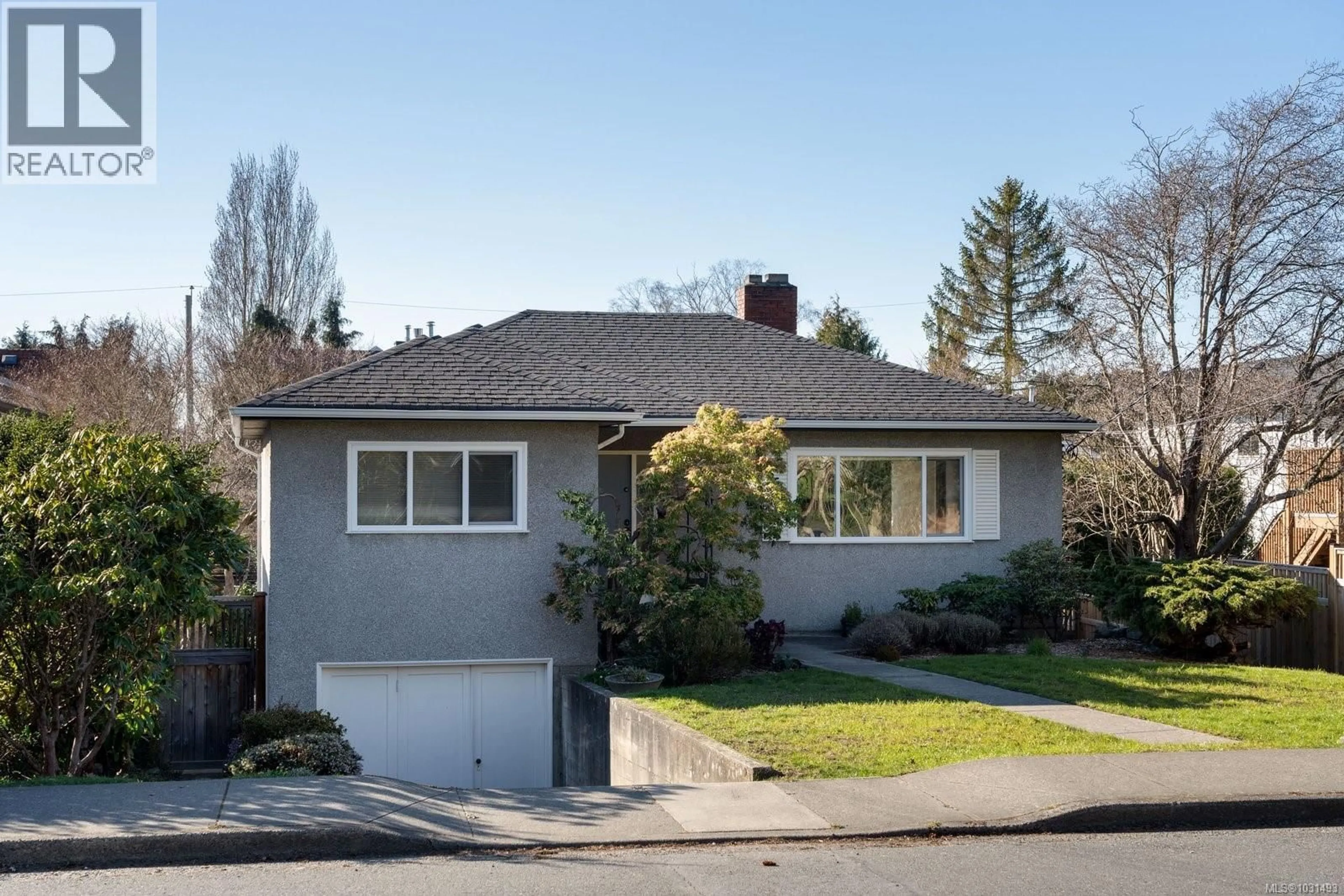 Home with vinyl exterior material, street for 354 FOUL BAY ROAD, Victoria British Columbia V8S4G8