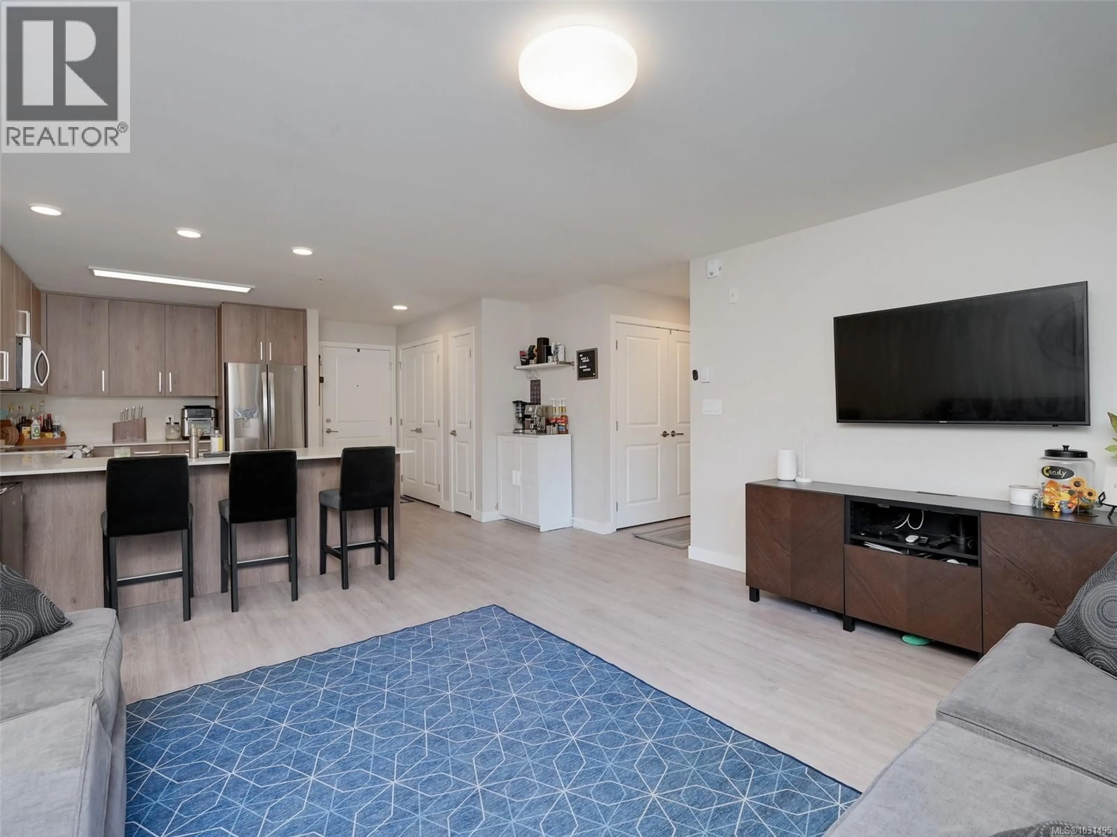 Living room with furniture, unknown for 212 - 110 PRESLEY PLACE, View Royal British Columbia V9B0Z1