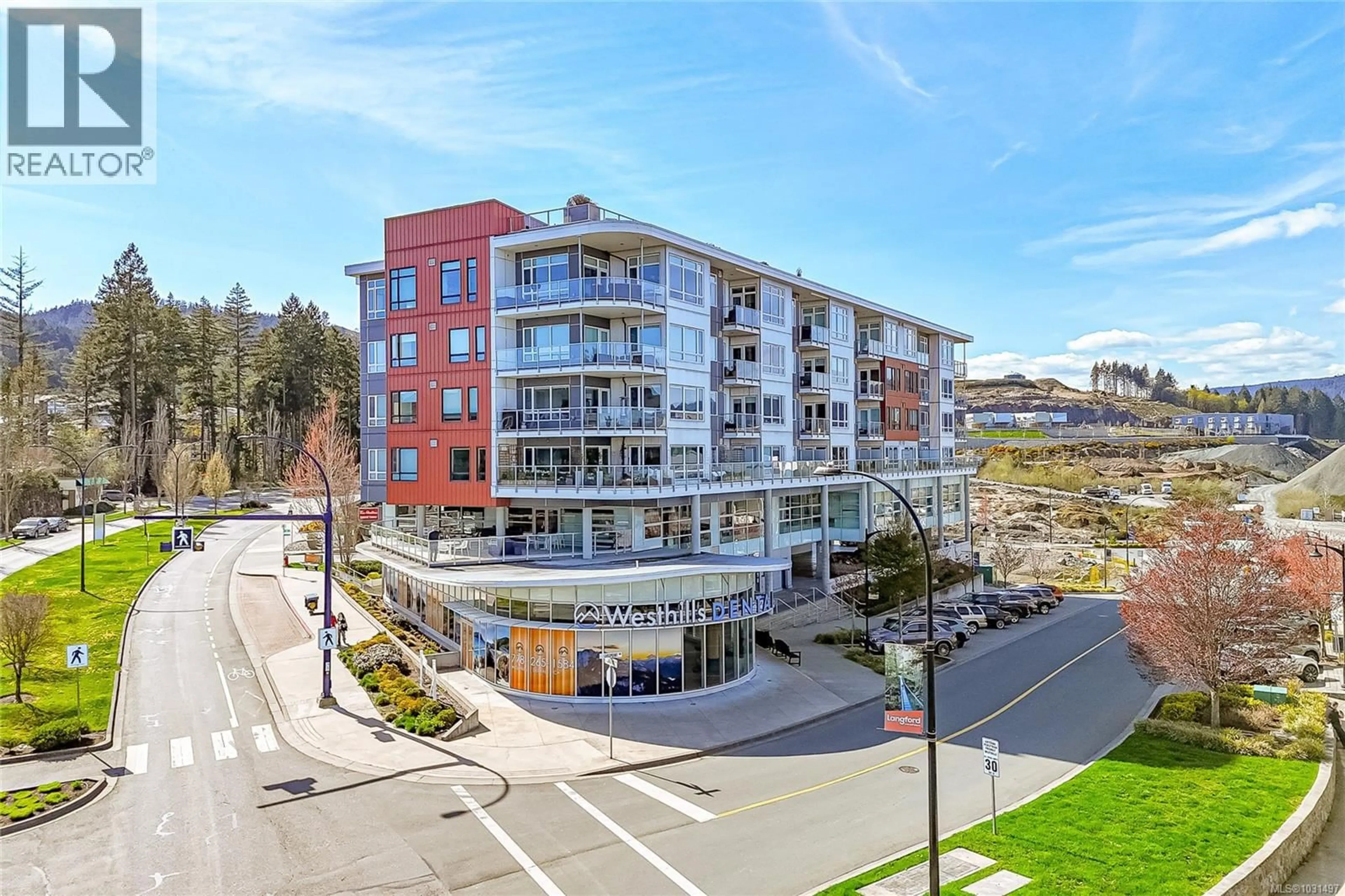 A pic from outside/outdoor area/front of a property/back of a property/a pic from drone, unknown for 508 - 1311 LAKEPOINT WAY, Langford British Columbia V9B0S2