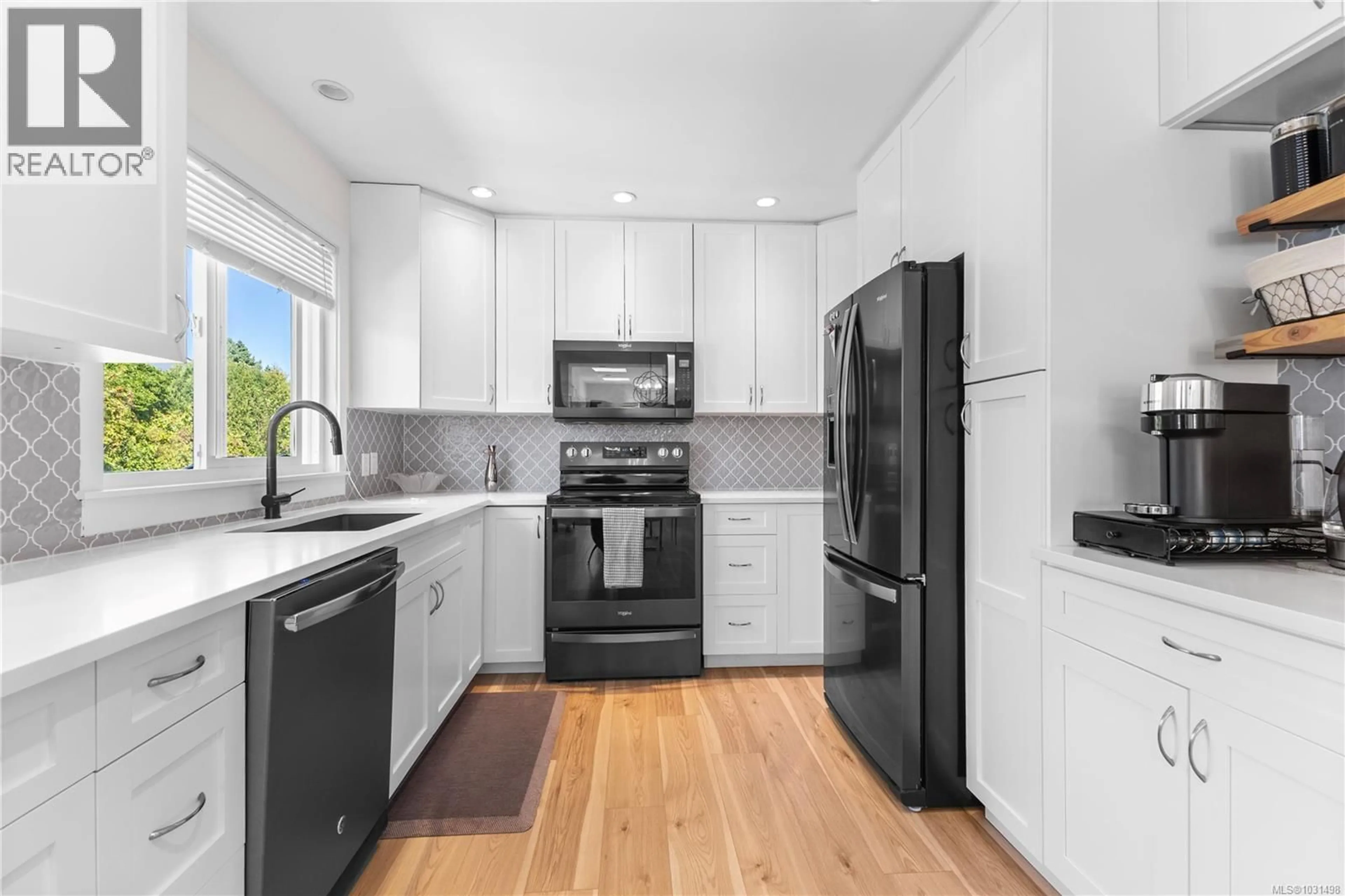 Unknown for 604 GALERNO ROAD, Campbell River British Columbia V9W5Y2