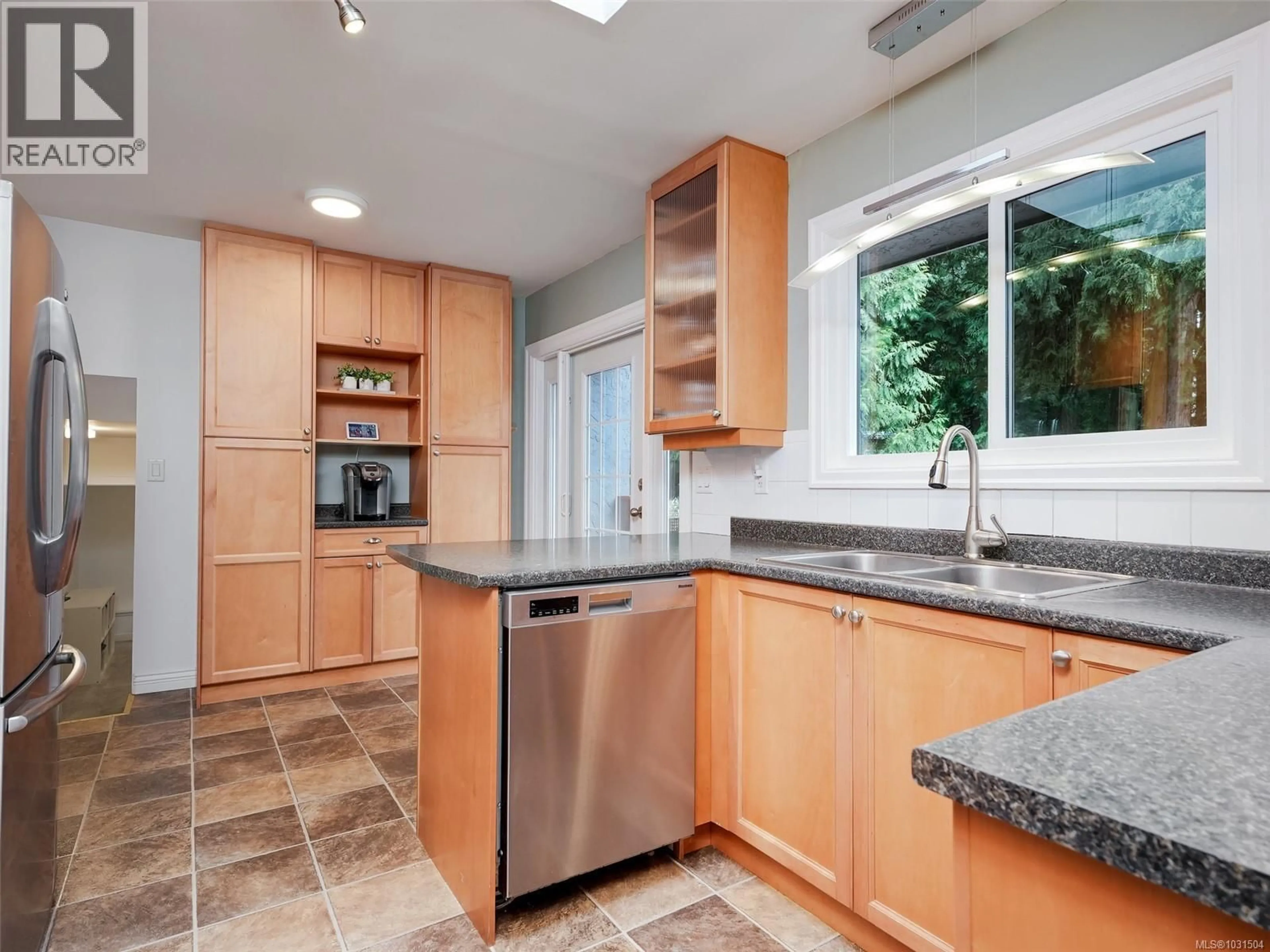 Contemporary kitchen, ceramic/tile floor for 6429 RODOLPH ROAD, Central Saanich British Columbia V8Z5W3