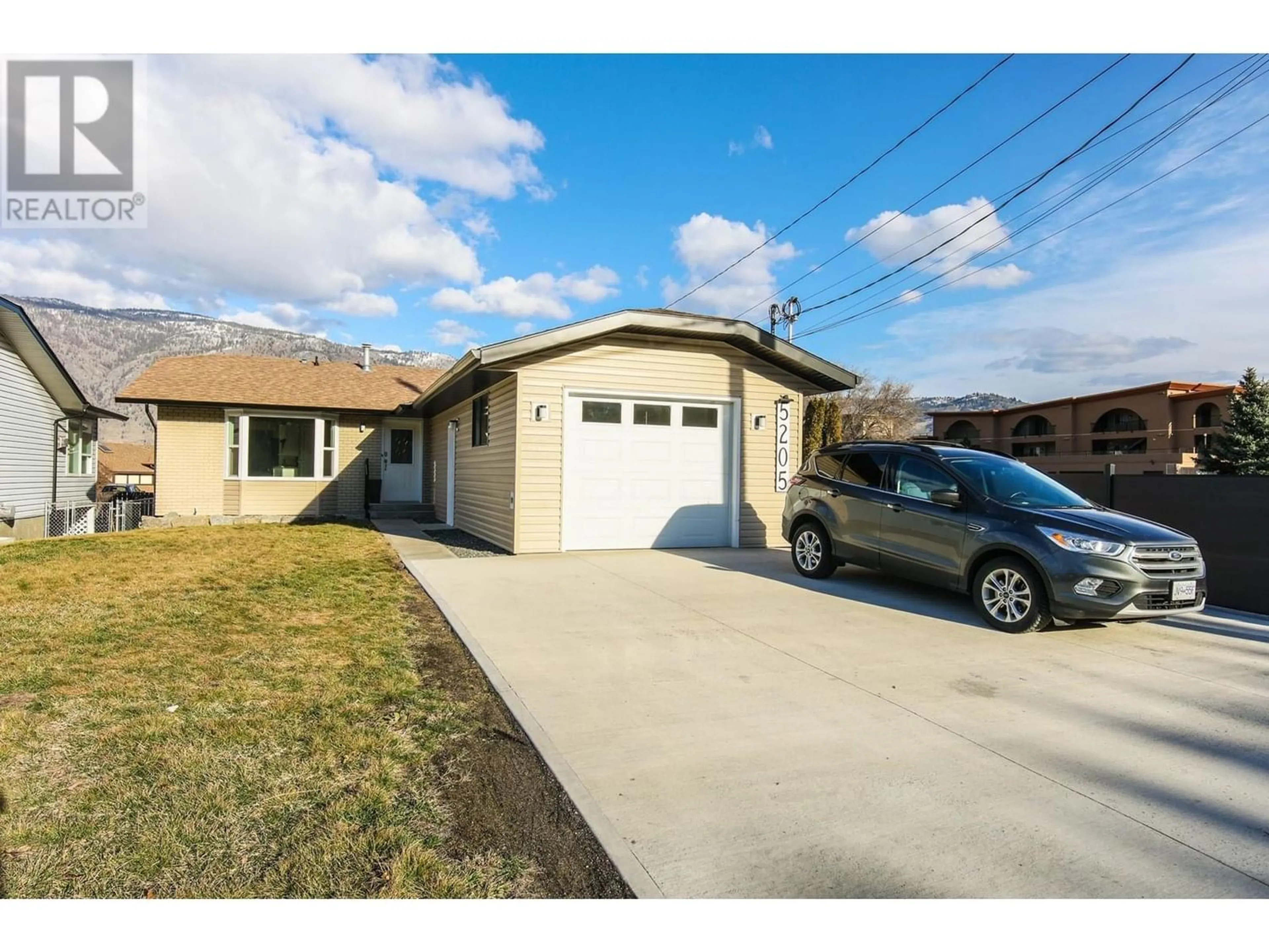 Frontside or backside of a home for 5205 Oleander Drive, Osoyoos British Columbia V0H1V1