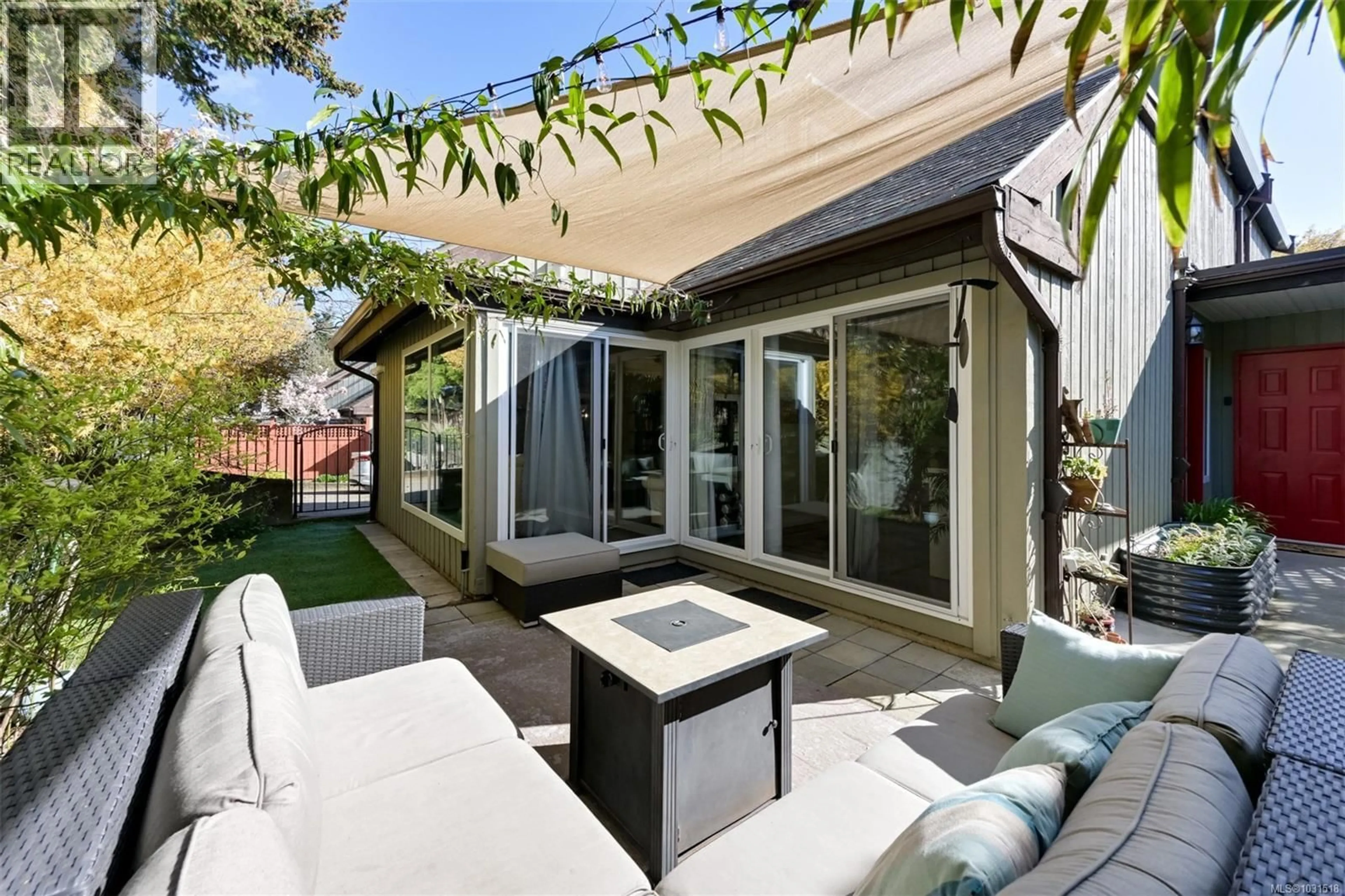 Patio, street for 1294 DENMAN STREET, Victoria British Columbia V8T1L8