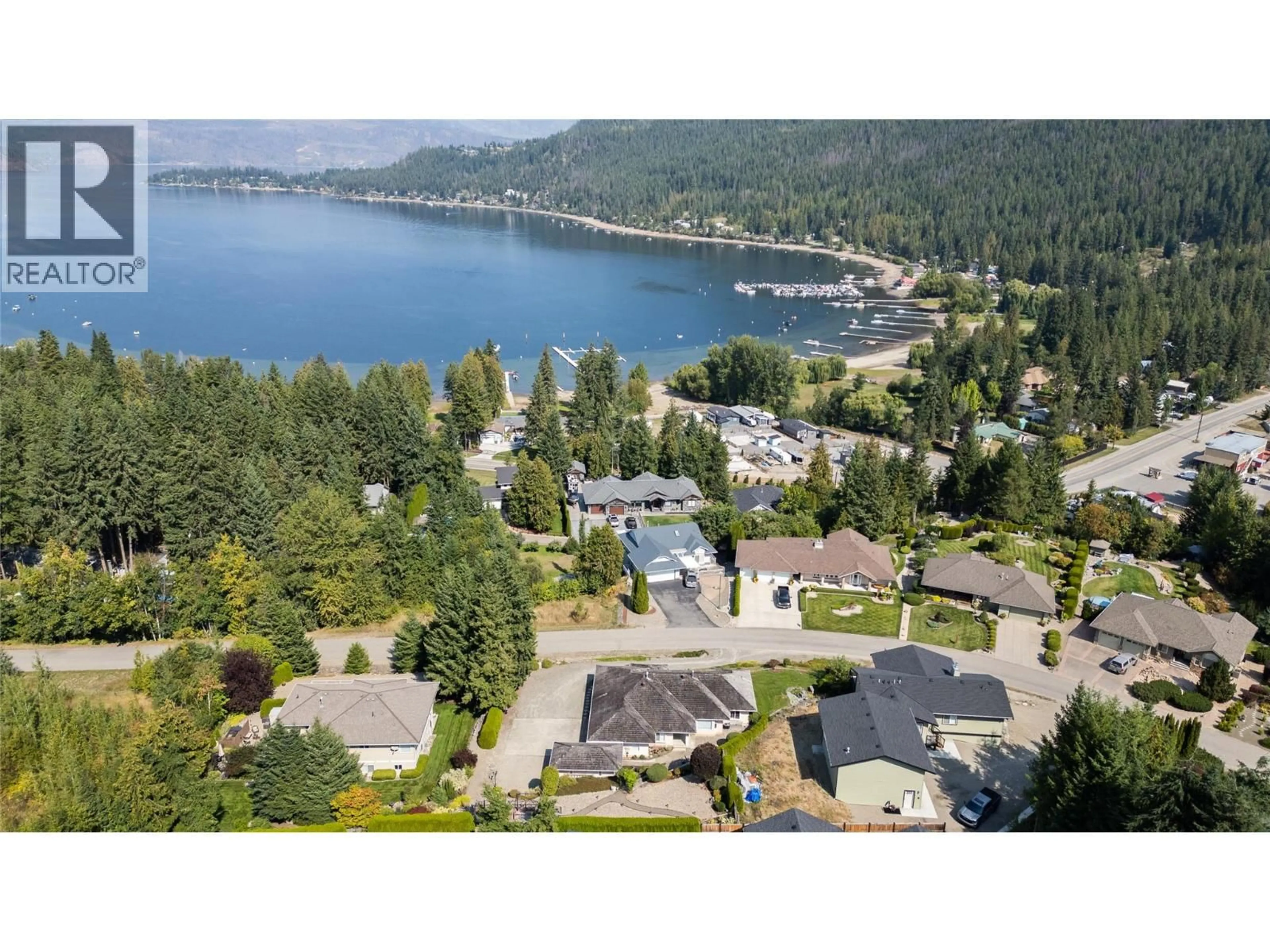 A pic from outside/outdoor area/front of a property/back of a property/a pic from drone, water/lake/river/ocean view for 2670 DOEBERT ROAD, Blind Bay British Columbia V0E1H1