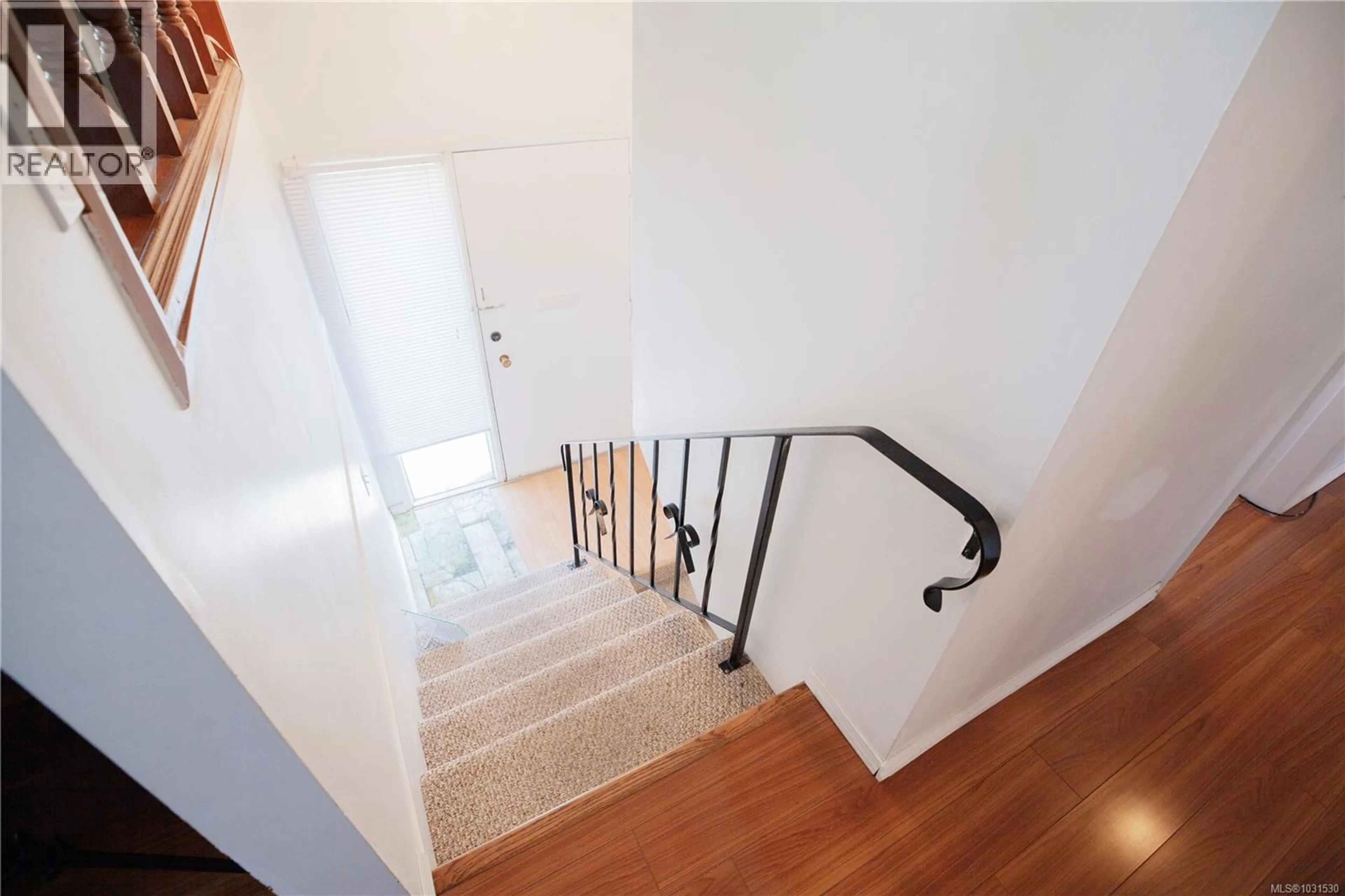 Stairs for 3125 HIGHFIELD ROAD, Duncan British Columbia V9L4A6