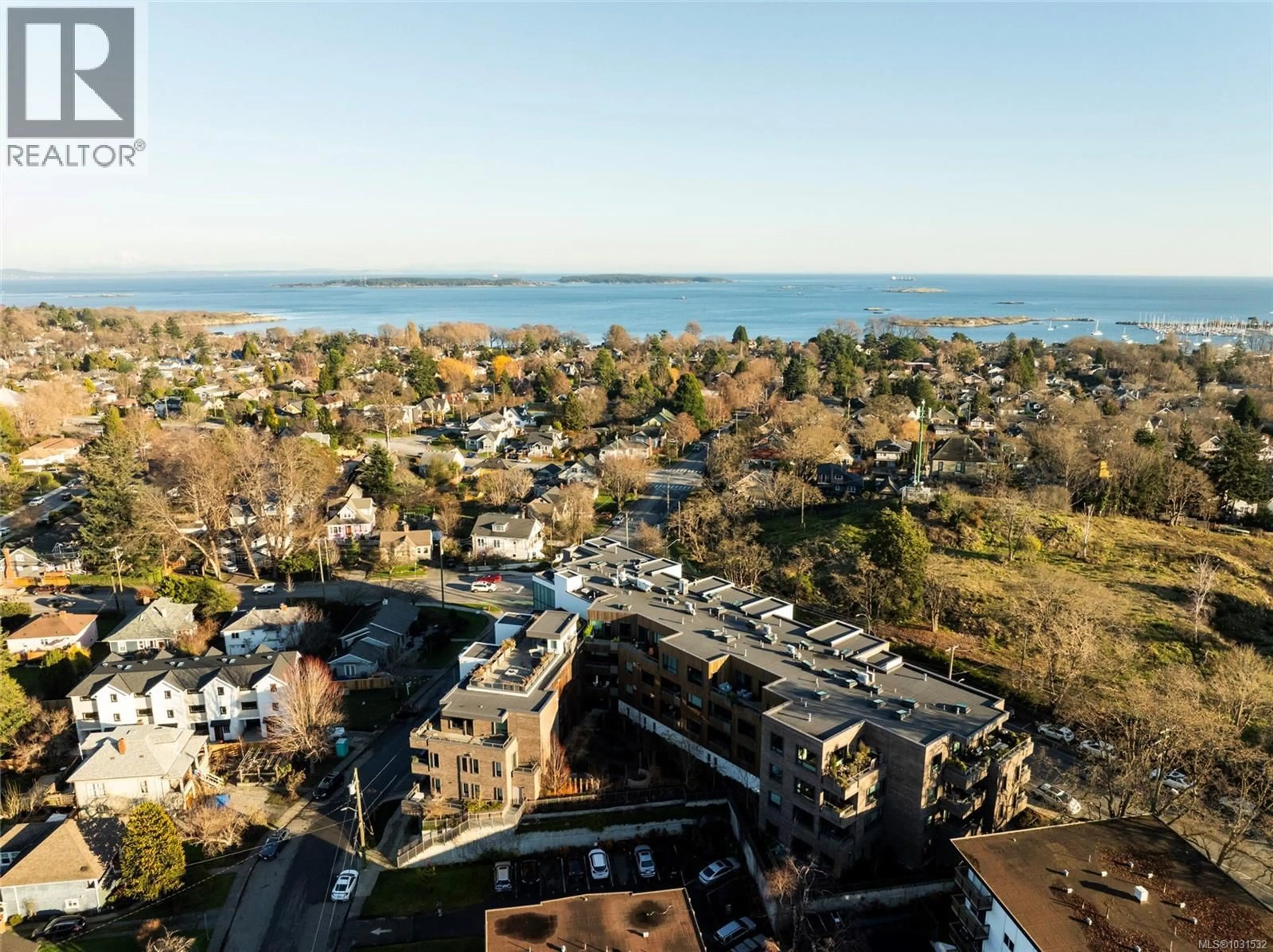 A pic from outside/outdoor area/front of a property/back of a property/a pic from drone, city buildings view from balcony for PH5 - 2285 BOWKER AVENUE, Oak Bay British Columbia V8R2E2