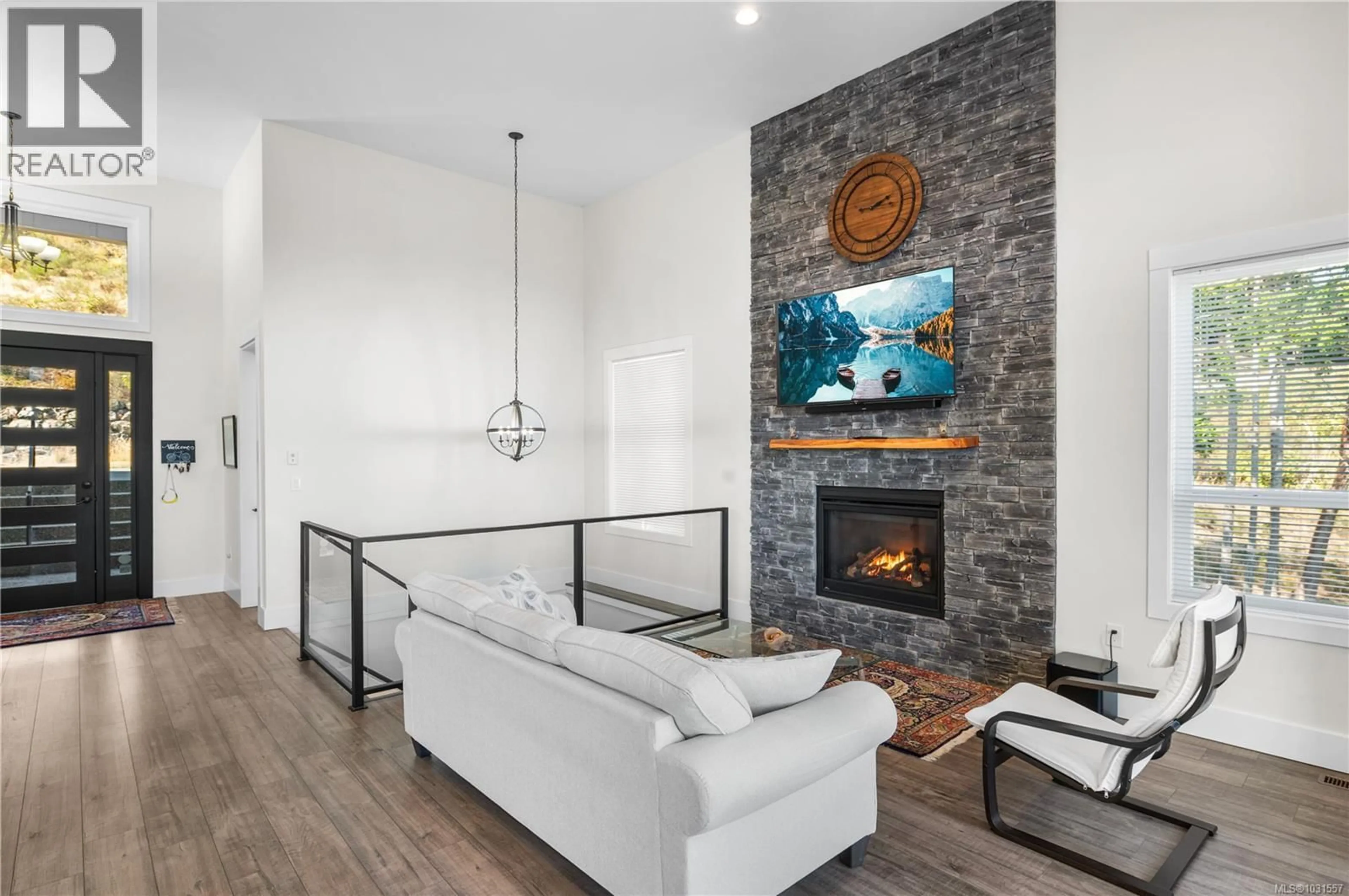 Living room with furniture, ceramic/tile floor for 6469 MARINE CRESCENT, Duncan British Columbia V9L5Y3