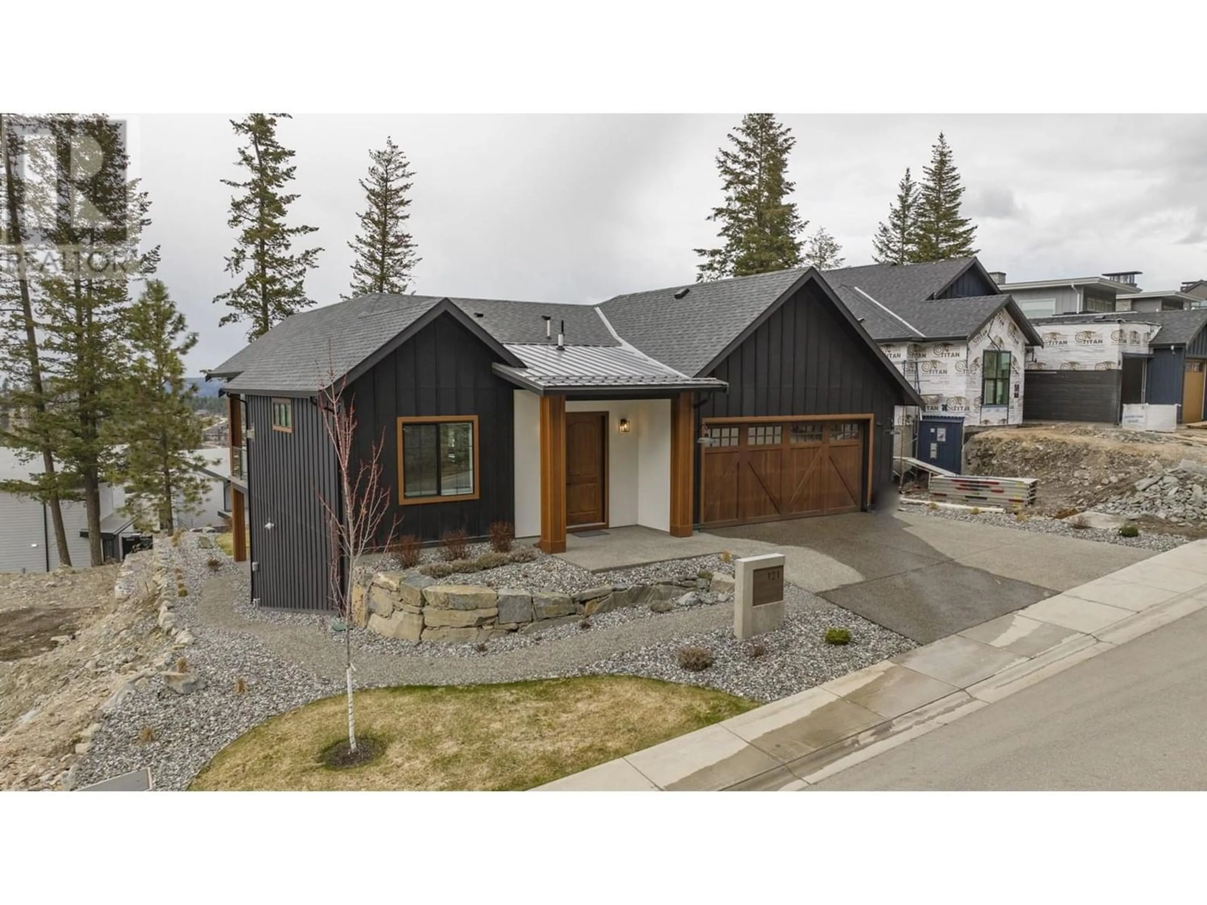 Frontside or backside of a home for 121 Diamond Way, Vernon British Columbia V1B0A2