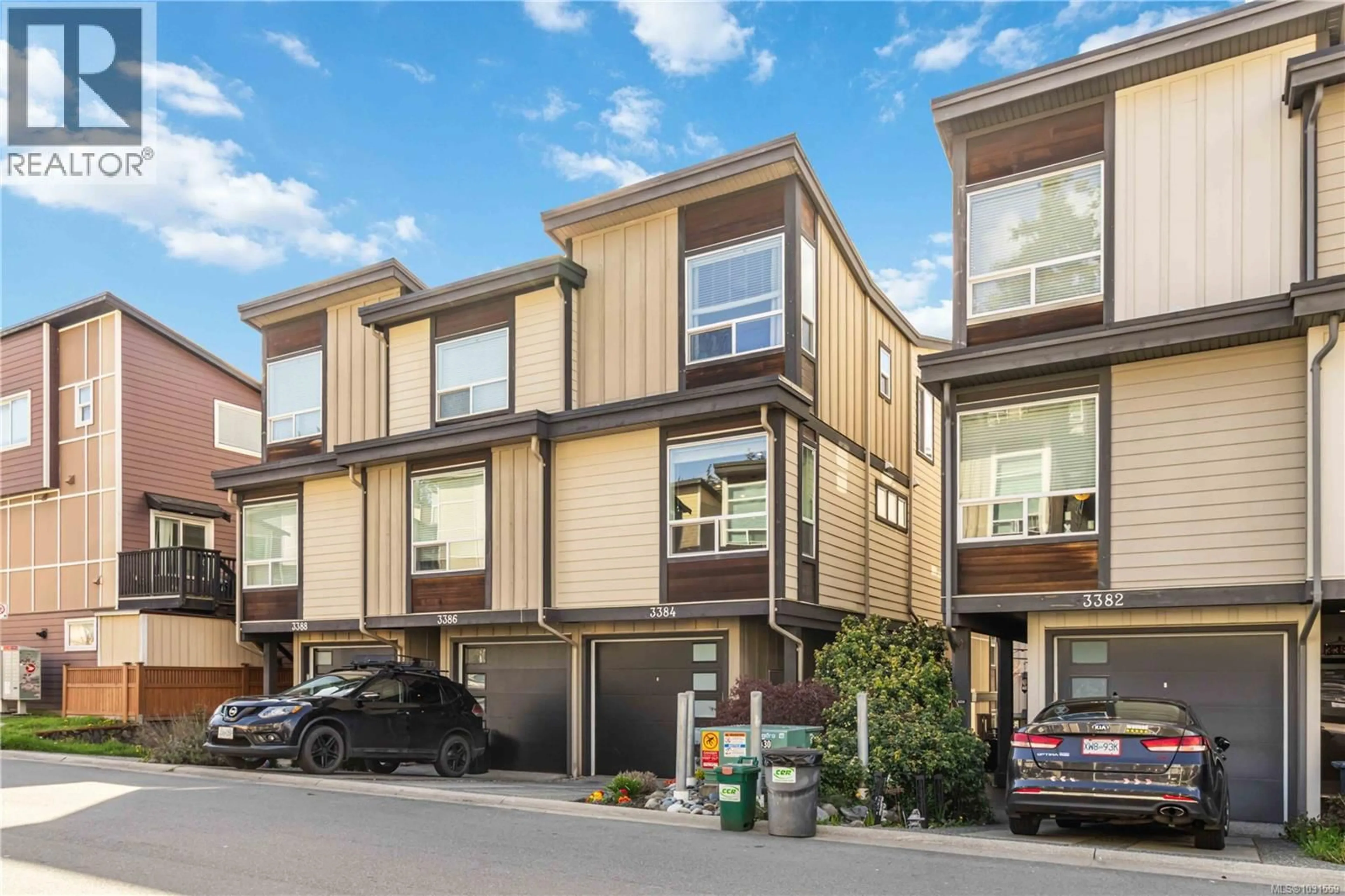 Home with vinyl exterior material, street for 3384 VISION WAY, Langford British Columbia V9C0E4