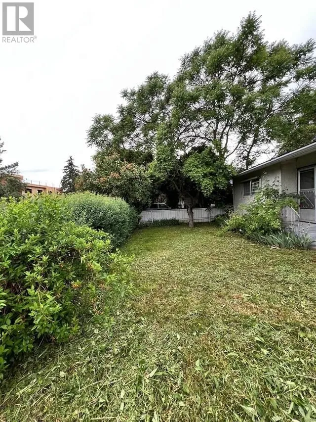 864 LAWSON AVENUE, Kelowna 5