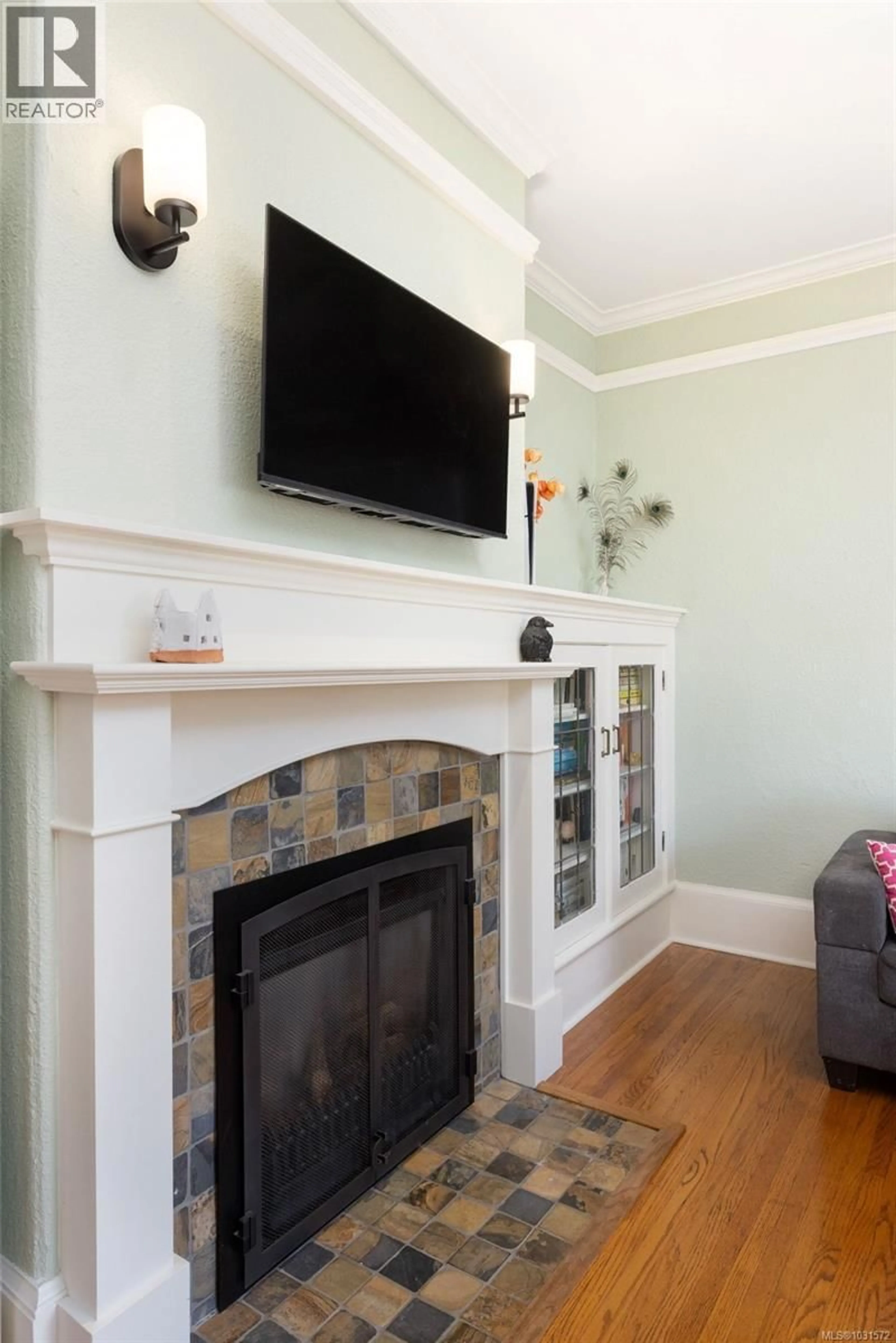 Home theater for 2231 WINDSOR ROAD, Oak Bay British Columbia V8S3C8