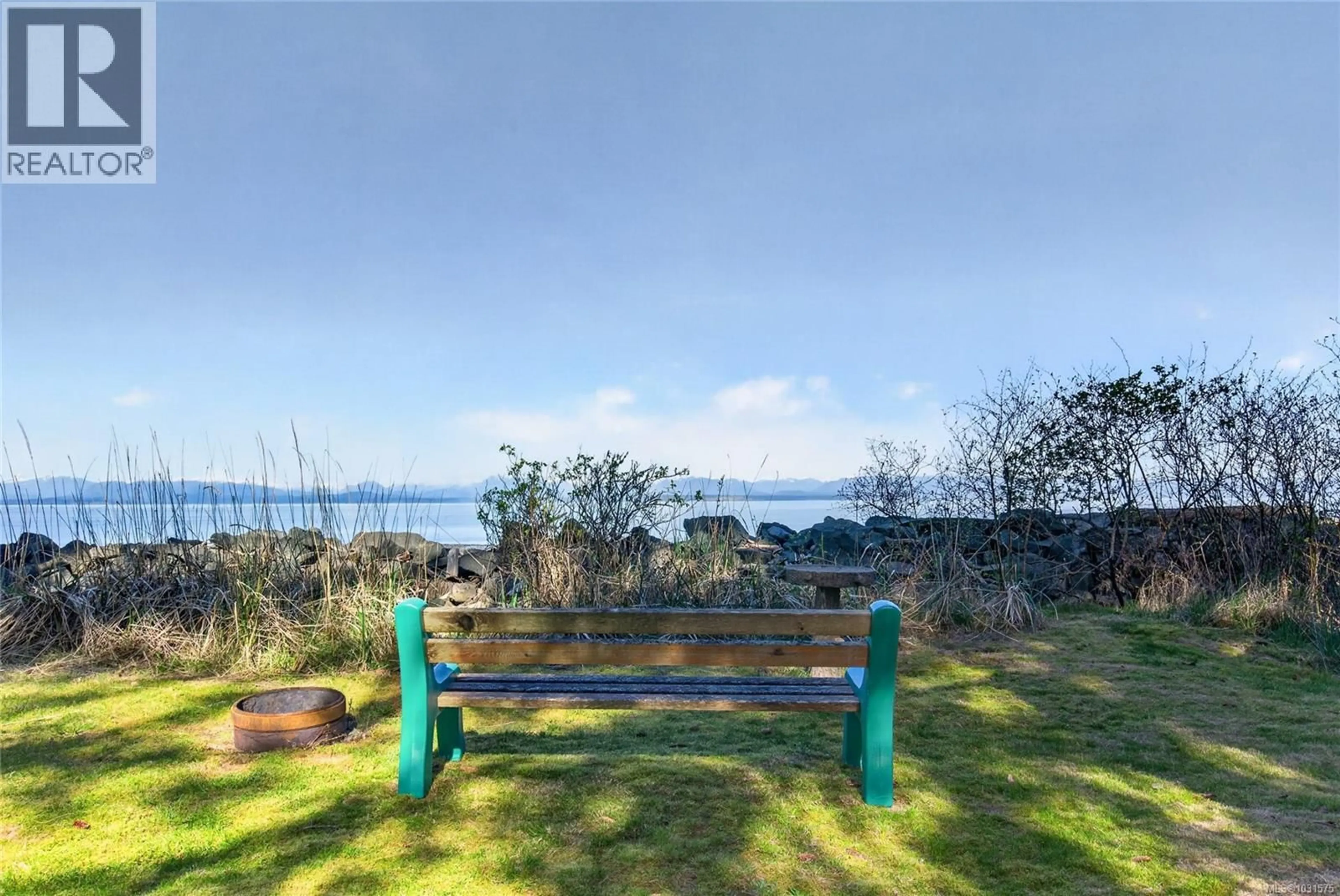 A pic from outside/outdoor area/front of a property/back of a property/a pic from drone, water/lake/river/ocean view for 4394 LANGTON ROAD, Campbell River British Columbia V9W2C9