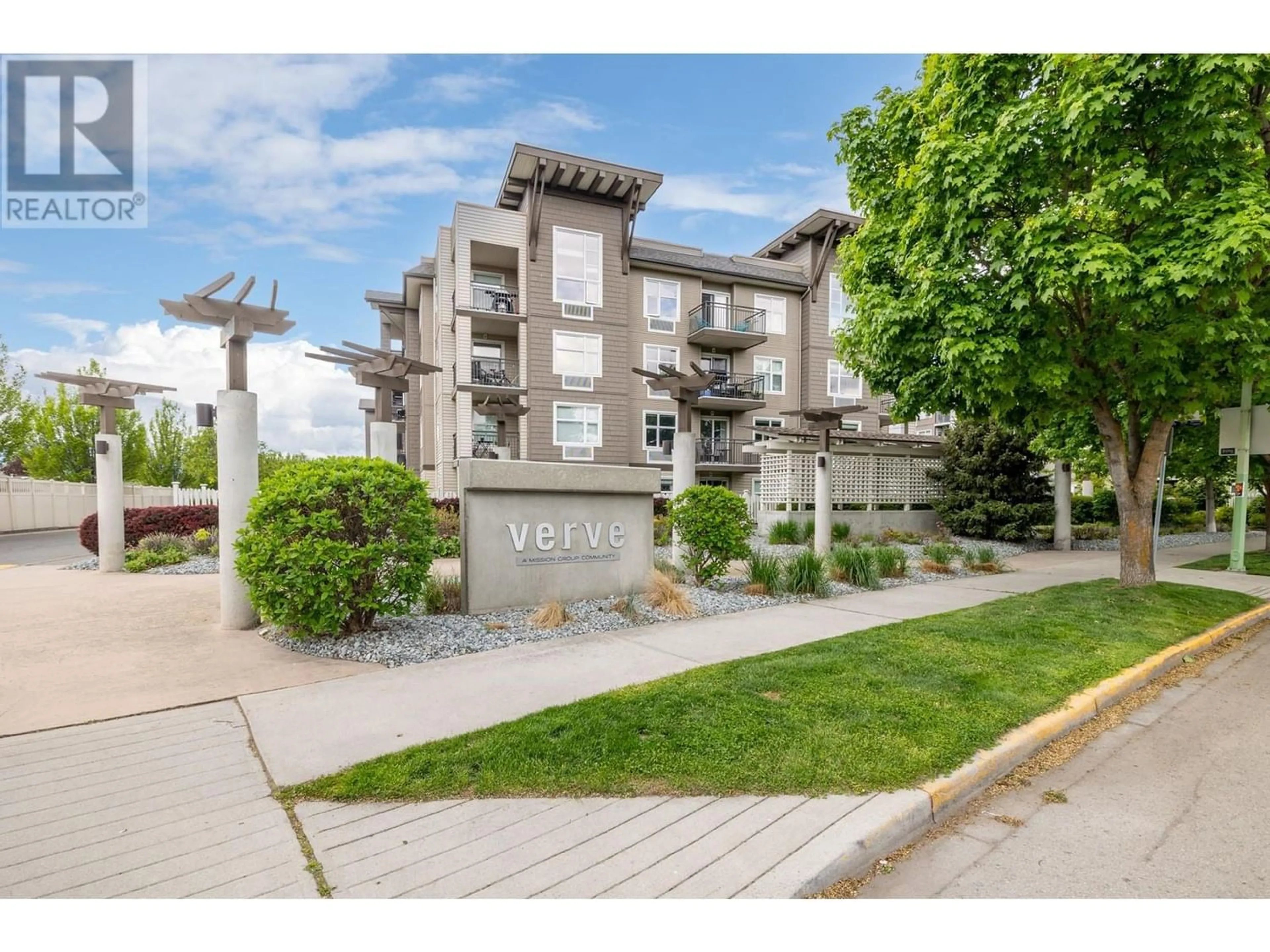 A pic from exterior of the house or condo for 539 Yates Road Unit# 402, Kelowna British Columbia V1V2T8